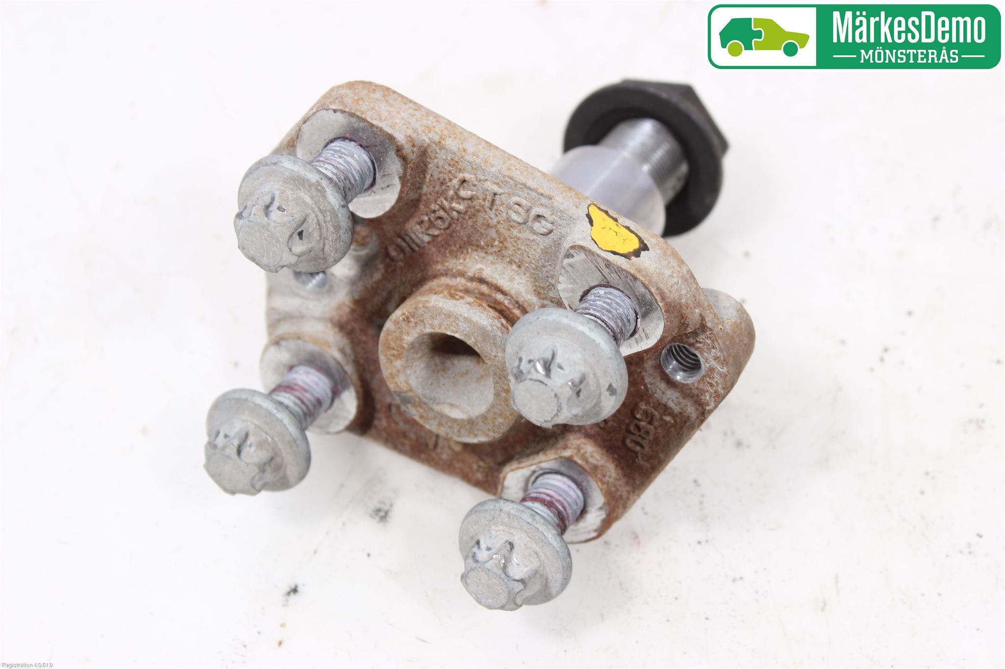 Opel CORSA E 15-19 Axeltapp Fram-Bak