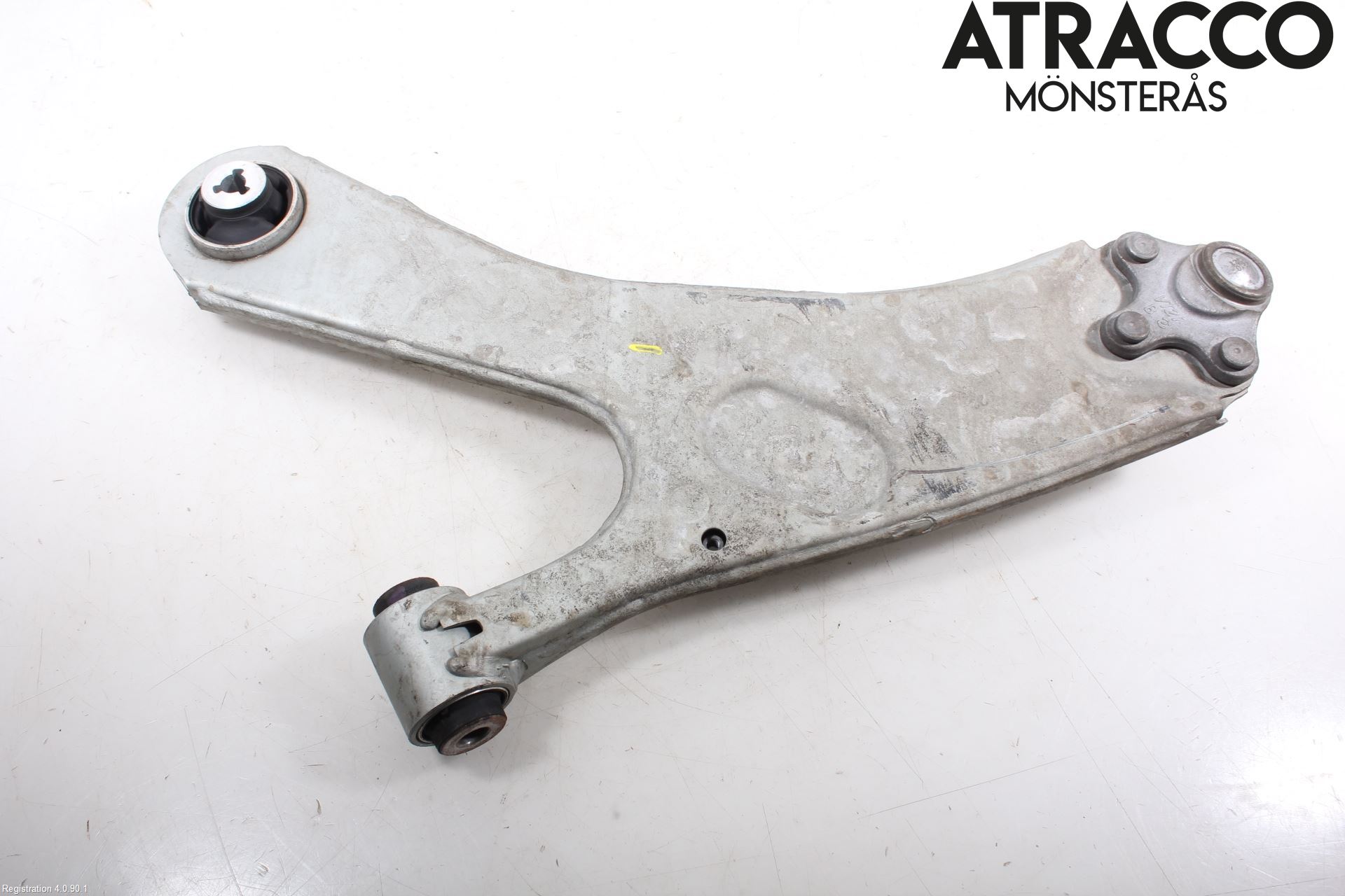Peugeot 2008/E-2008 20- Bärarm Fram Undre Hö