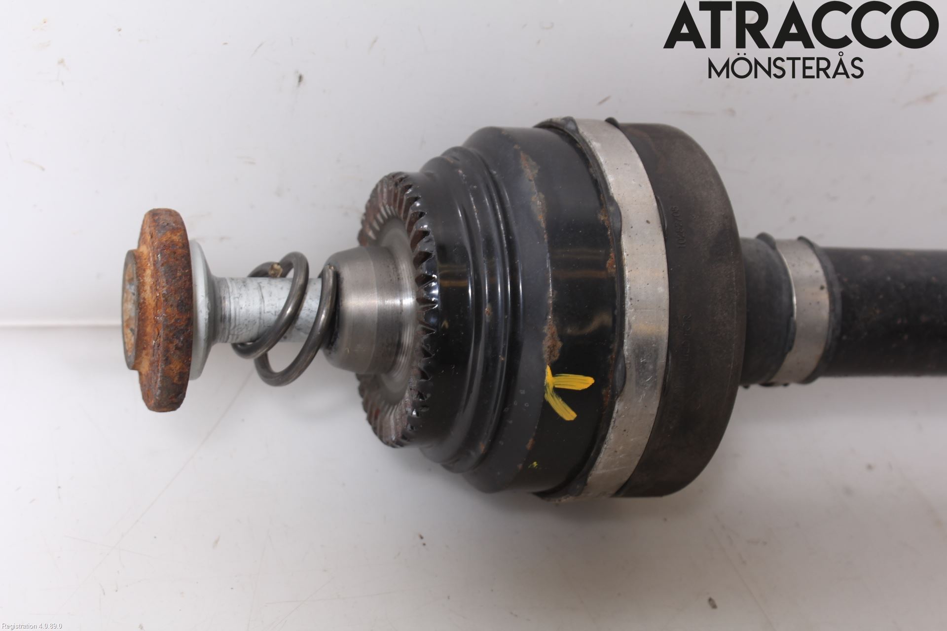 BMW 7 G11/G12 15-22 Drivaxel Bak Vänster