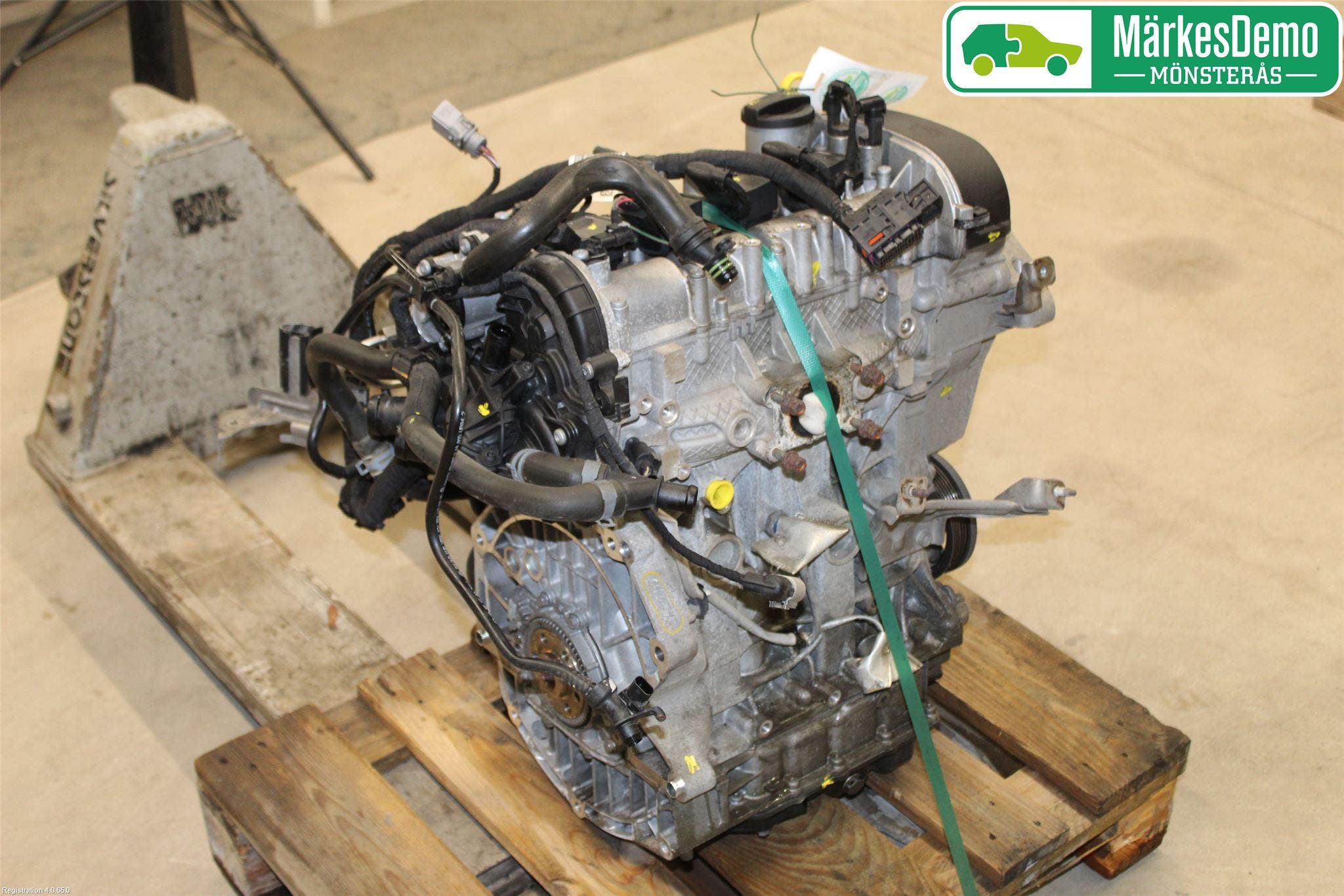 Volkswagen VW GOLF / E-GOLF VII 13-20 Motor Bensin