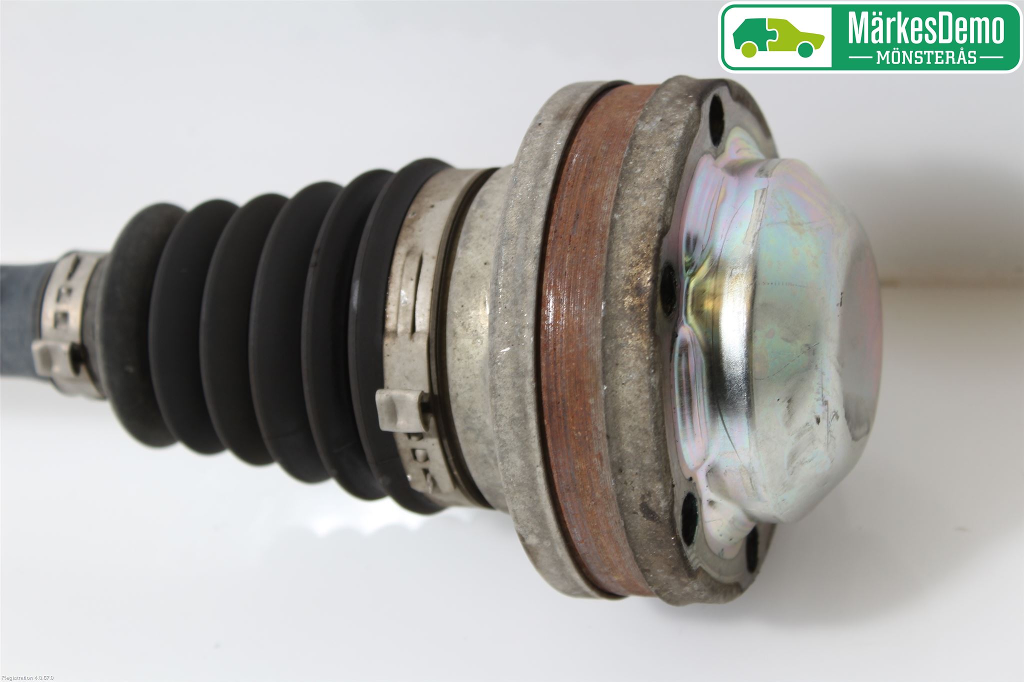 Volkswagen VW TOURAN 03-10 Drivaxel Fram Vänster