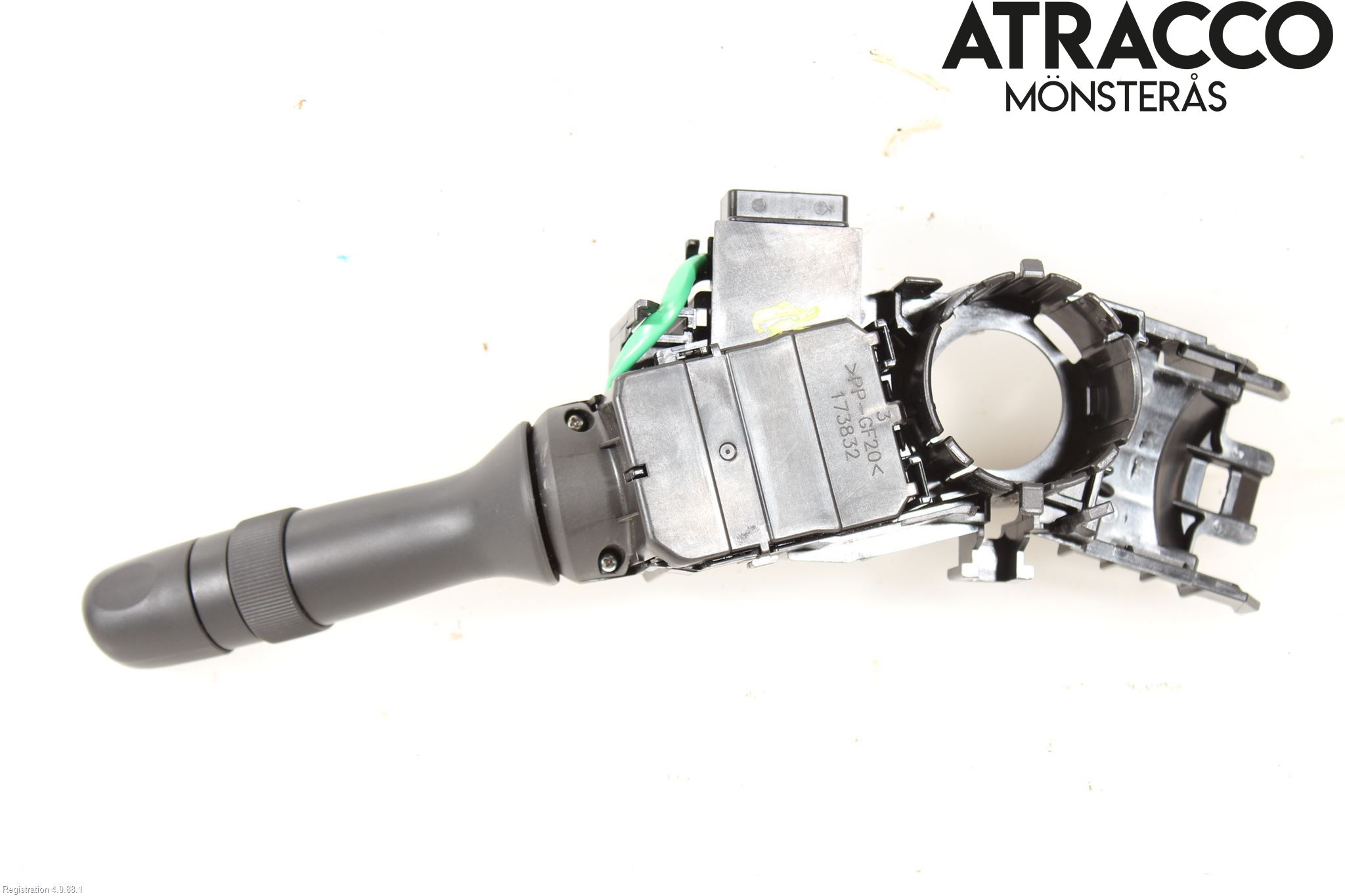 Toyota AVENSIS 16-18 Spak Blinkers-Ljusomk