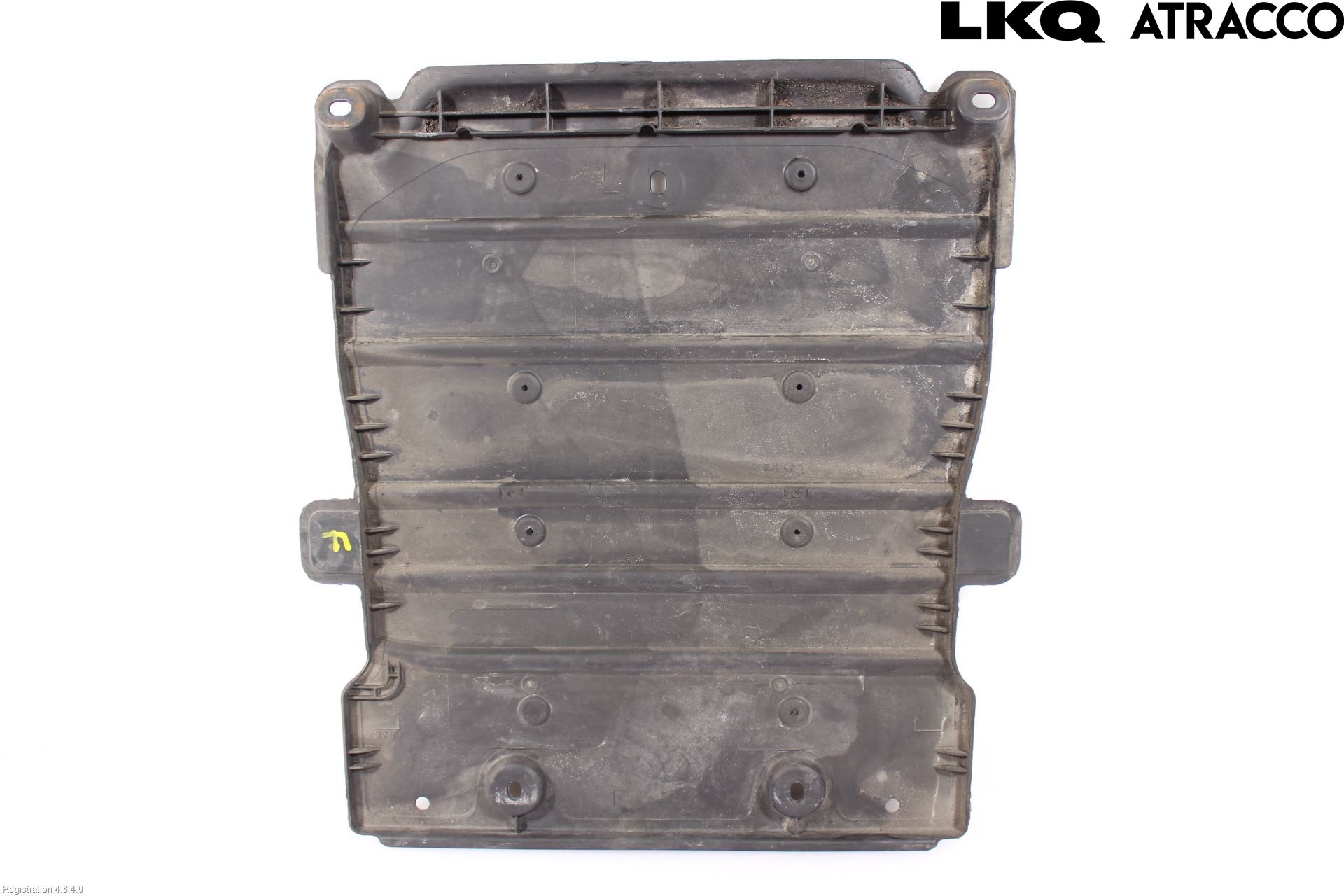 Skoda SUPERB 16-24 Hasplåt Plåt-Plast