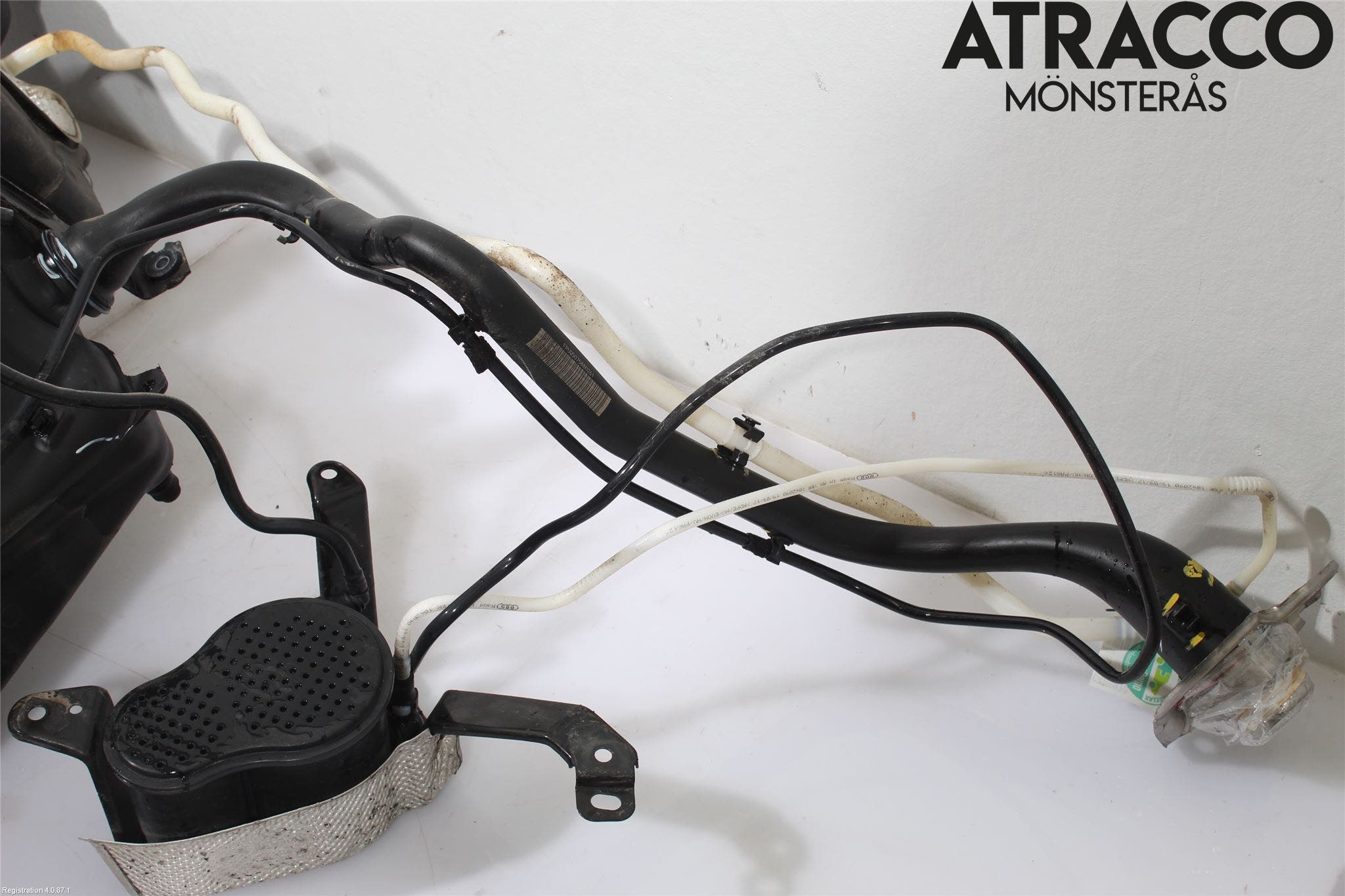 Audi Q5/SQ5 17- Bränsletank Insprutning