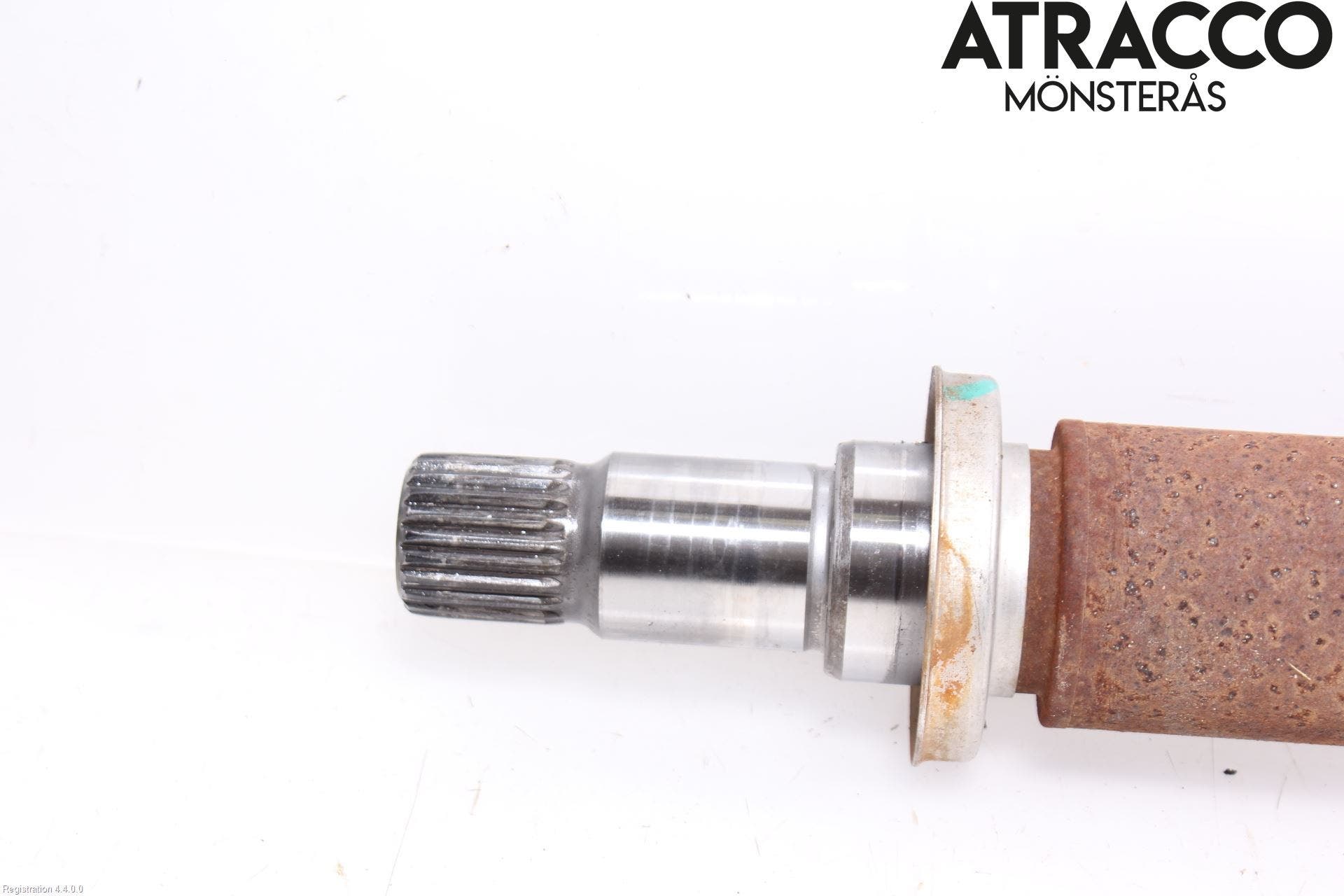 Ford FOCUS 15-18 Drivaxel Fram Höger