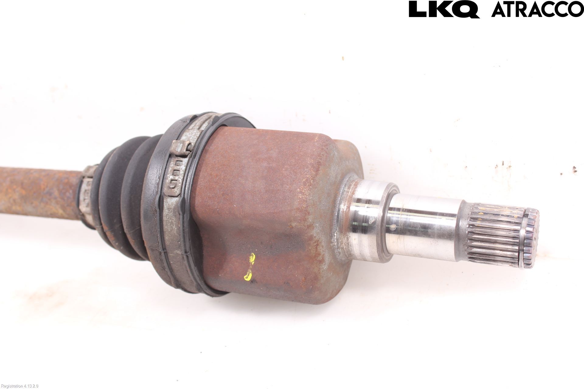 Volvo V70 08-13 Drivaxel Fram Vänster