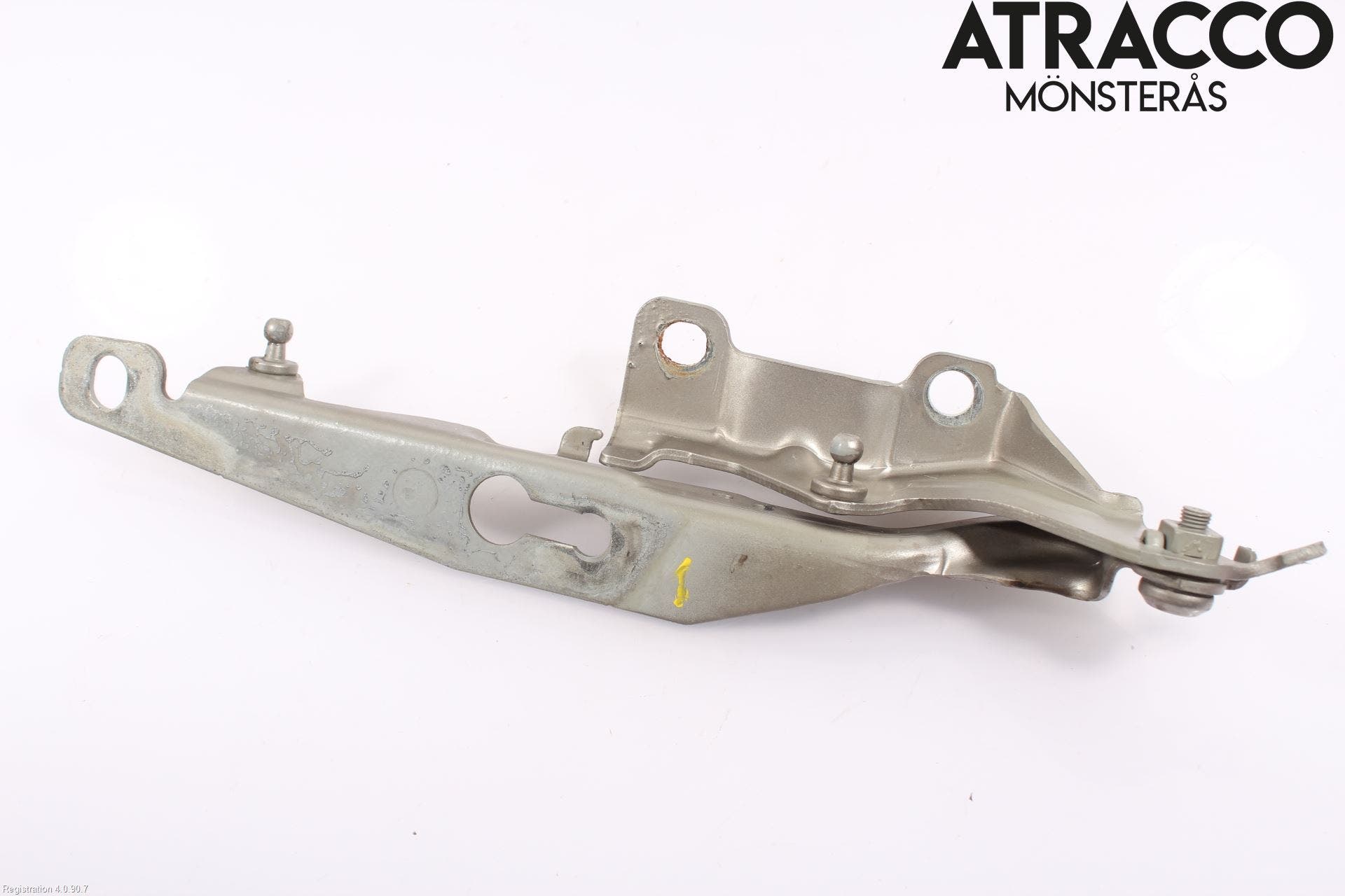 Volvo V70 08-13 Huvgångjärn