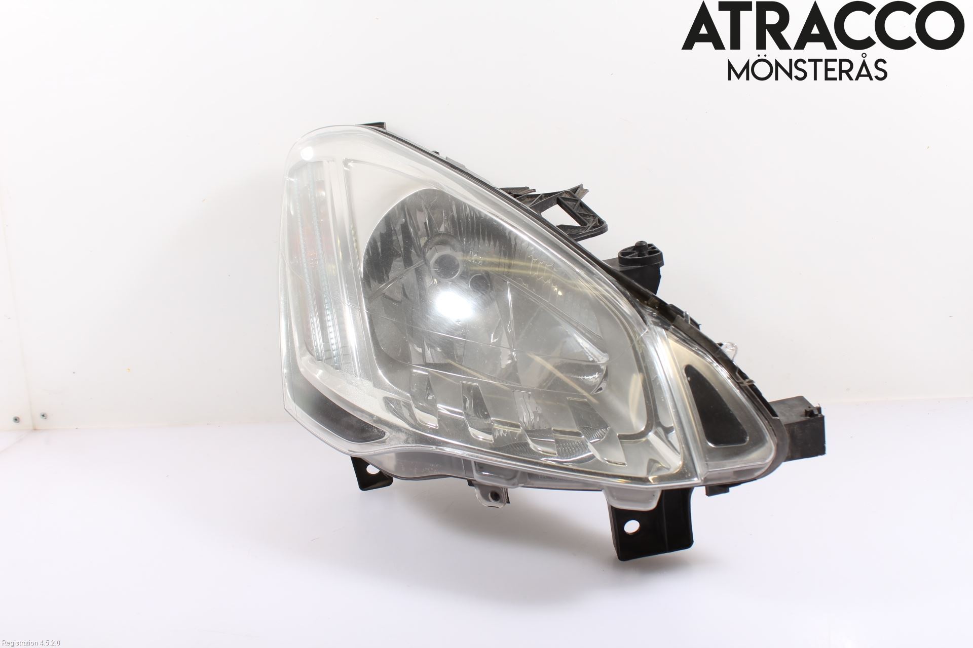 Citroen BERLINGO 08-18 Strålkastare Höger