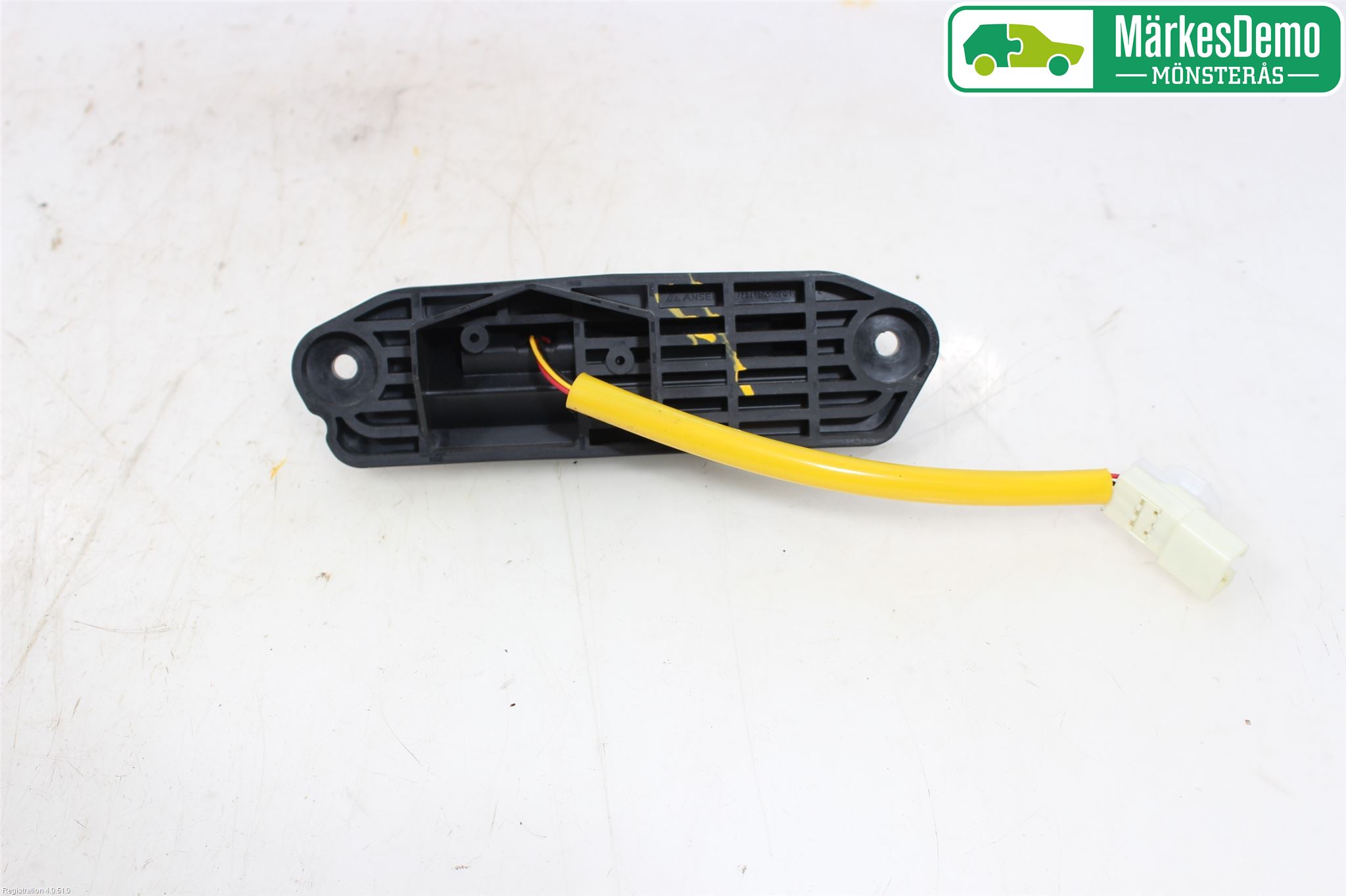 Mitsubishi OUTLANDER 13-21 Bakluckehandtag