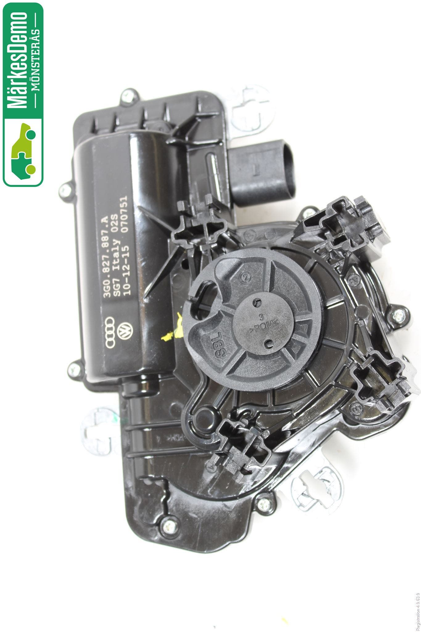 Volkswagen VW PASSAT 15-19 Bakluckeöppnare Automatisk