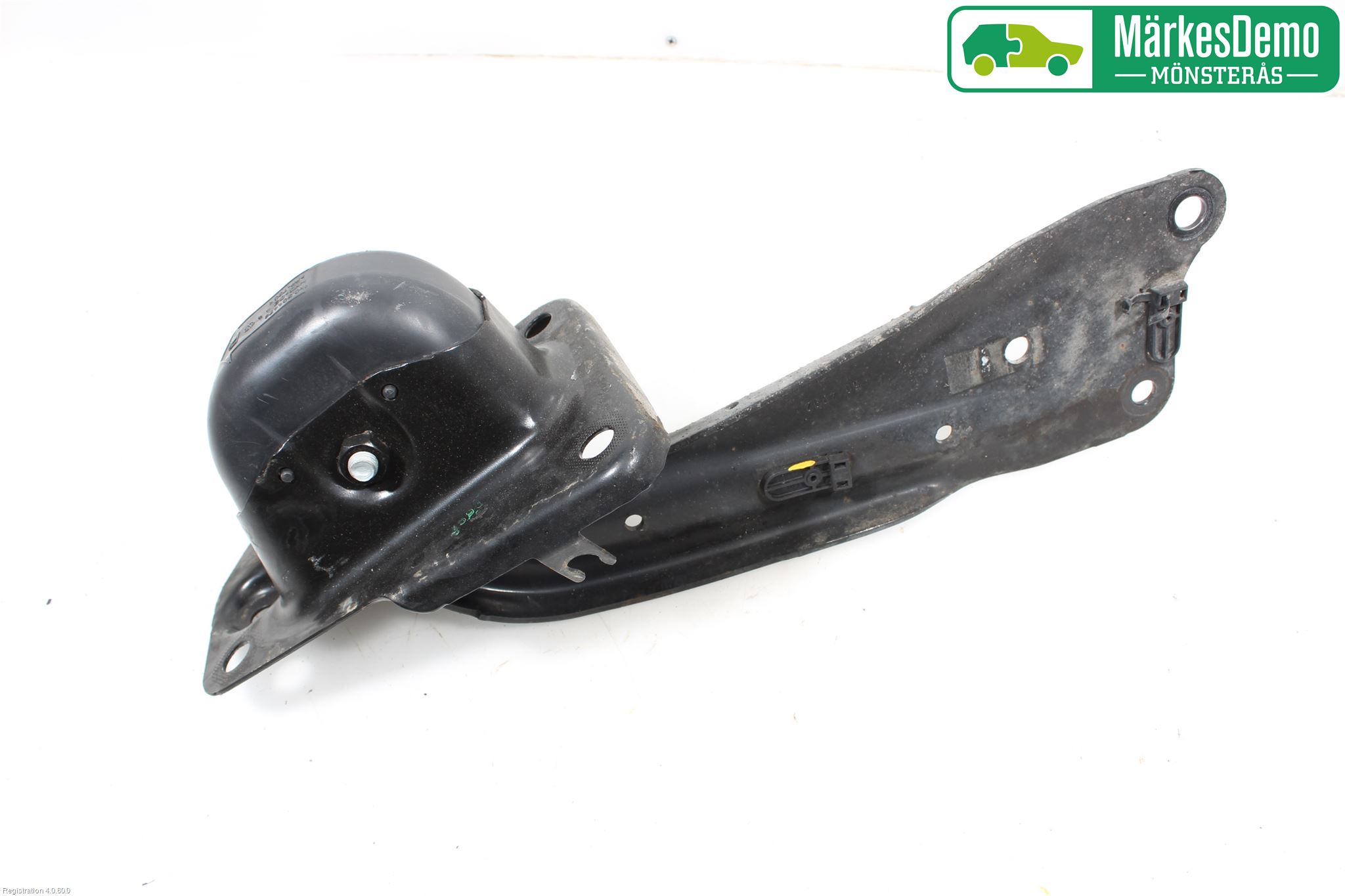 Volkswagen VW PASSAT 15-19 Bärarm Bak Höger