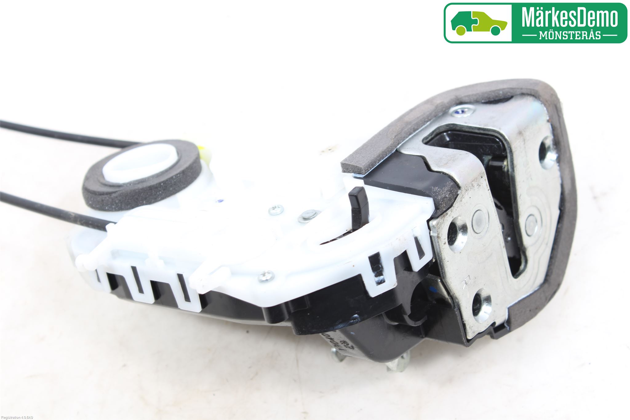 Toyota YARIS XP90 06-11 Låskista-Dörrlås