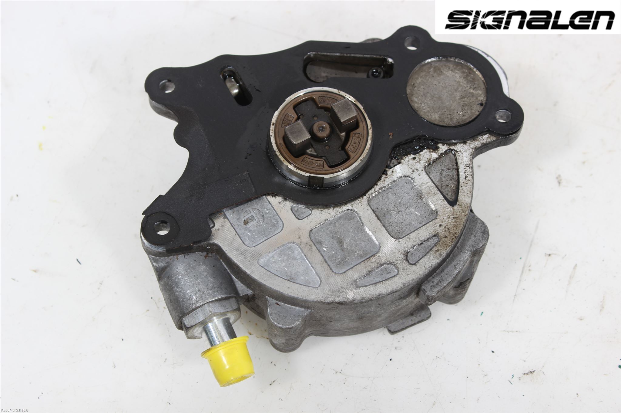 Audi A6/S6     05-11 Vakuumpump
