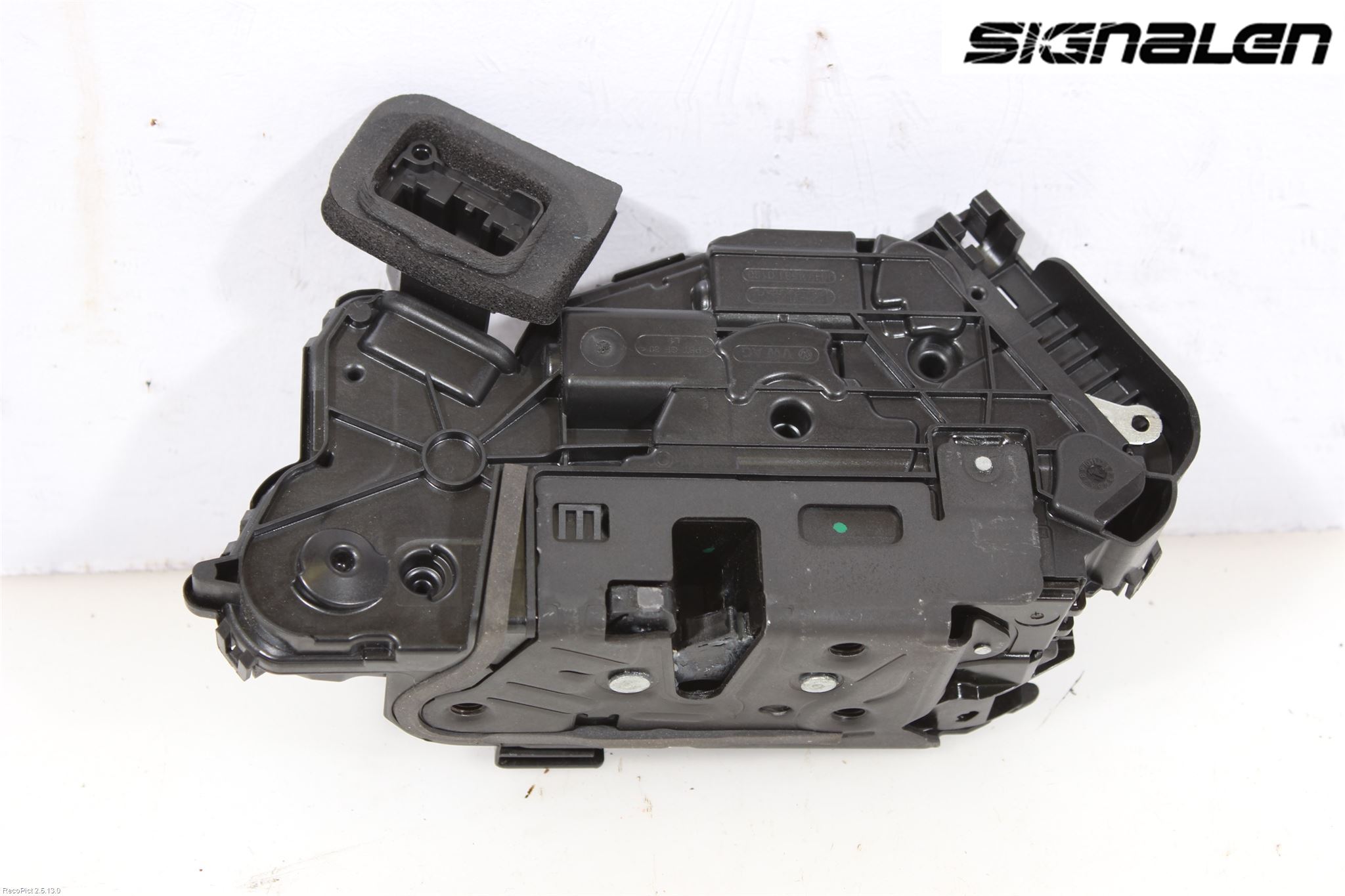 Volkswagen VW PASSAT 15-19 Låskista-Dörrlås