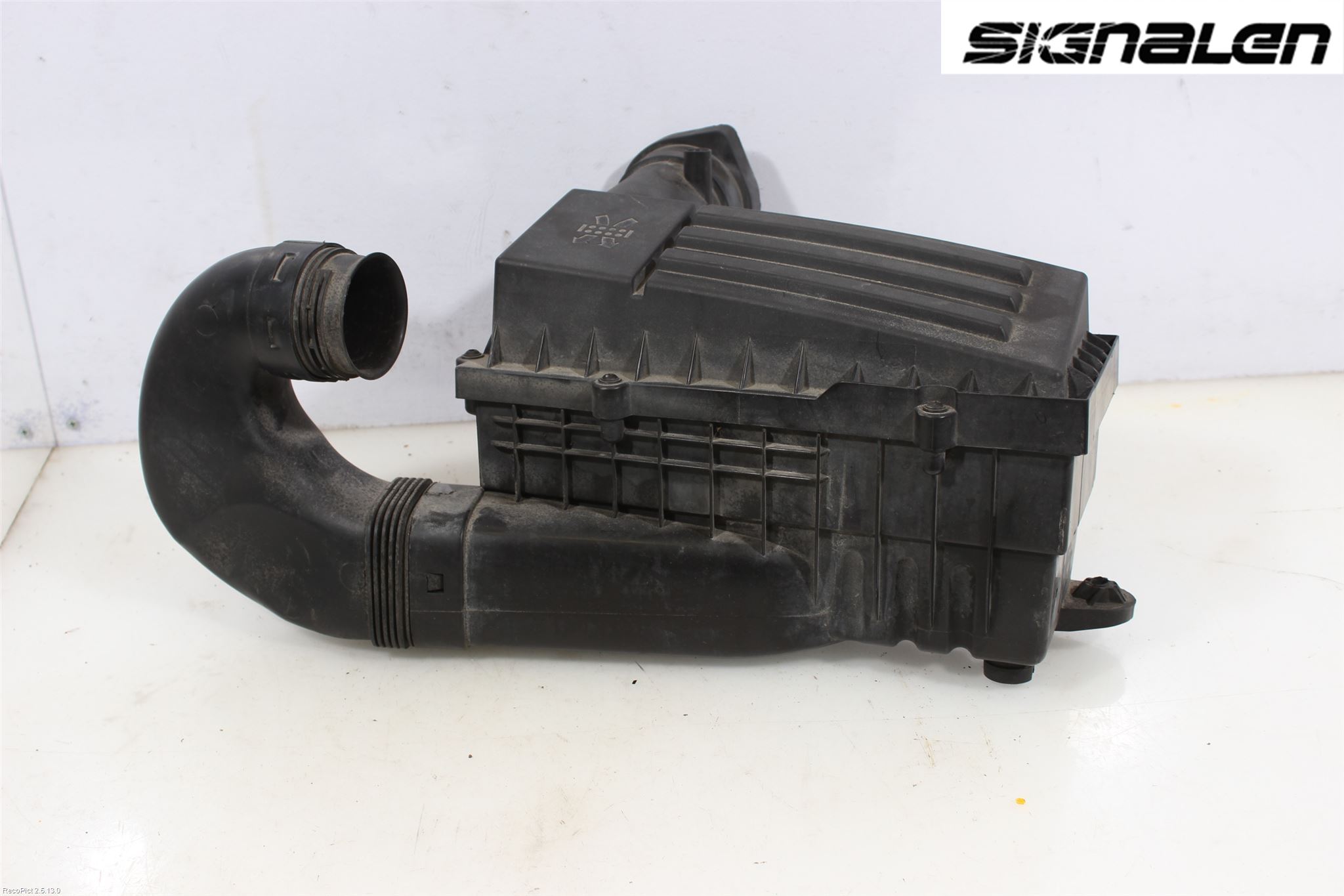 Volkswagen VW PASSAT 11-14 Luftrenare