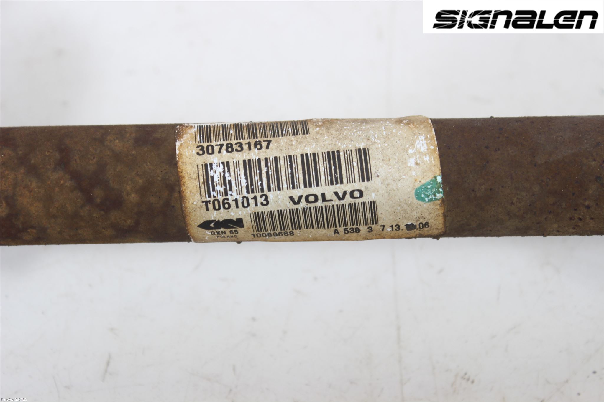 Volvo V50 04-07 Drivaxel Fram Vänster