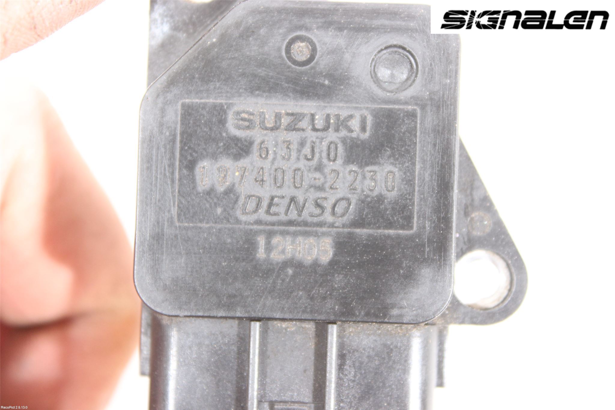 Suzuki GRAND VITARA II 06-14 Injluftmassamätare