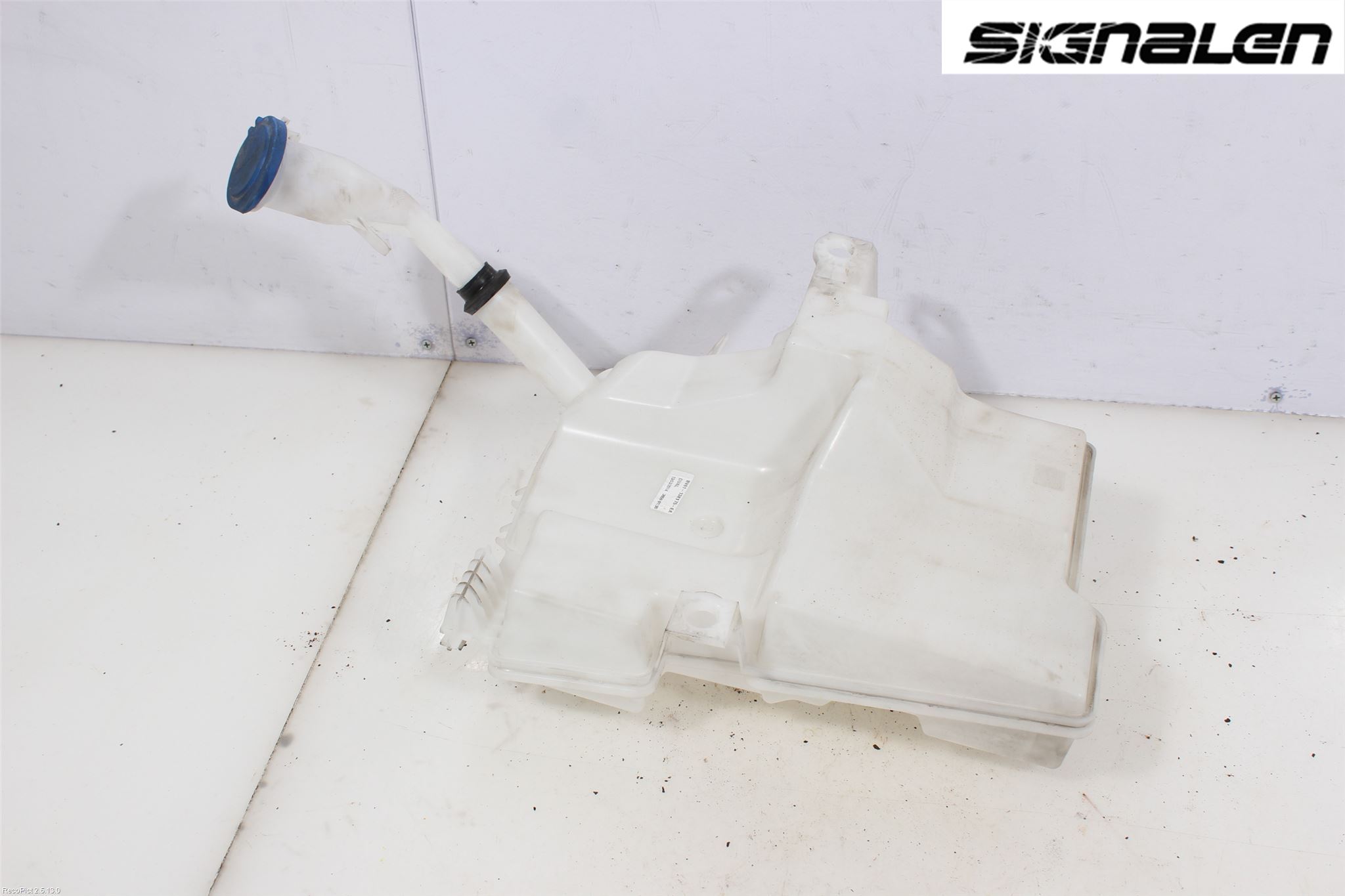 Ford FOCUS 11-14 Spolartank Vindruta-Strål