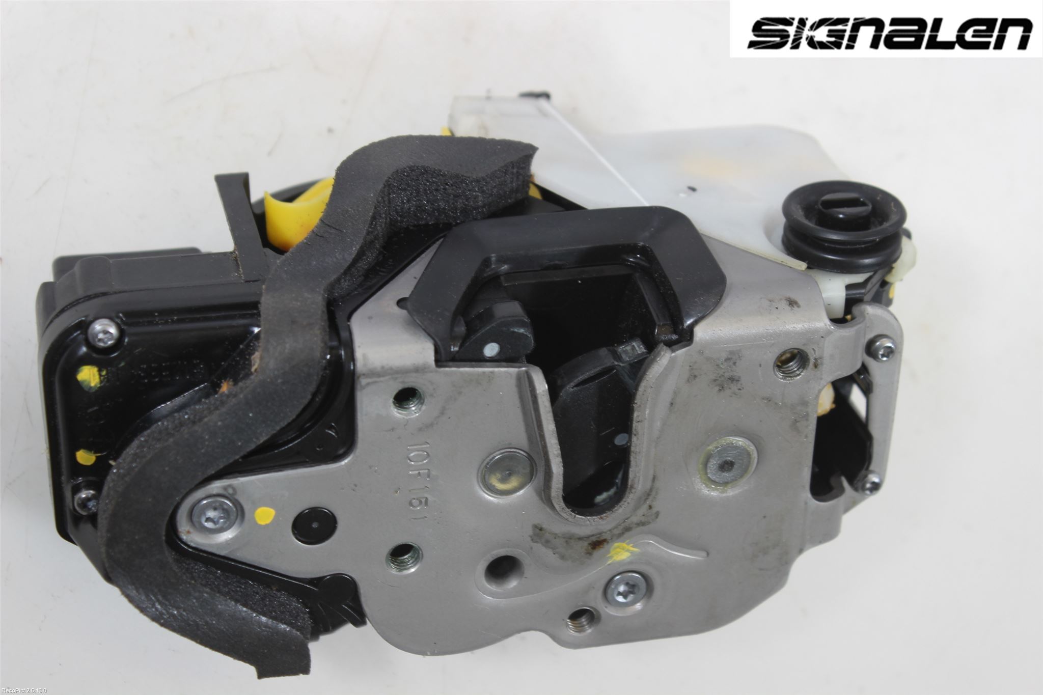 Opel INSIGNIA 09-16 Låskista-Dörrlås