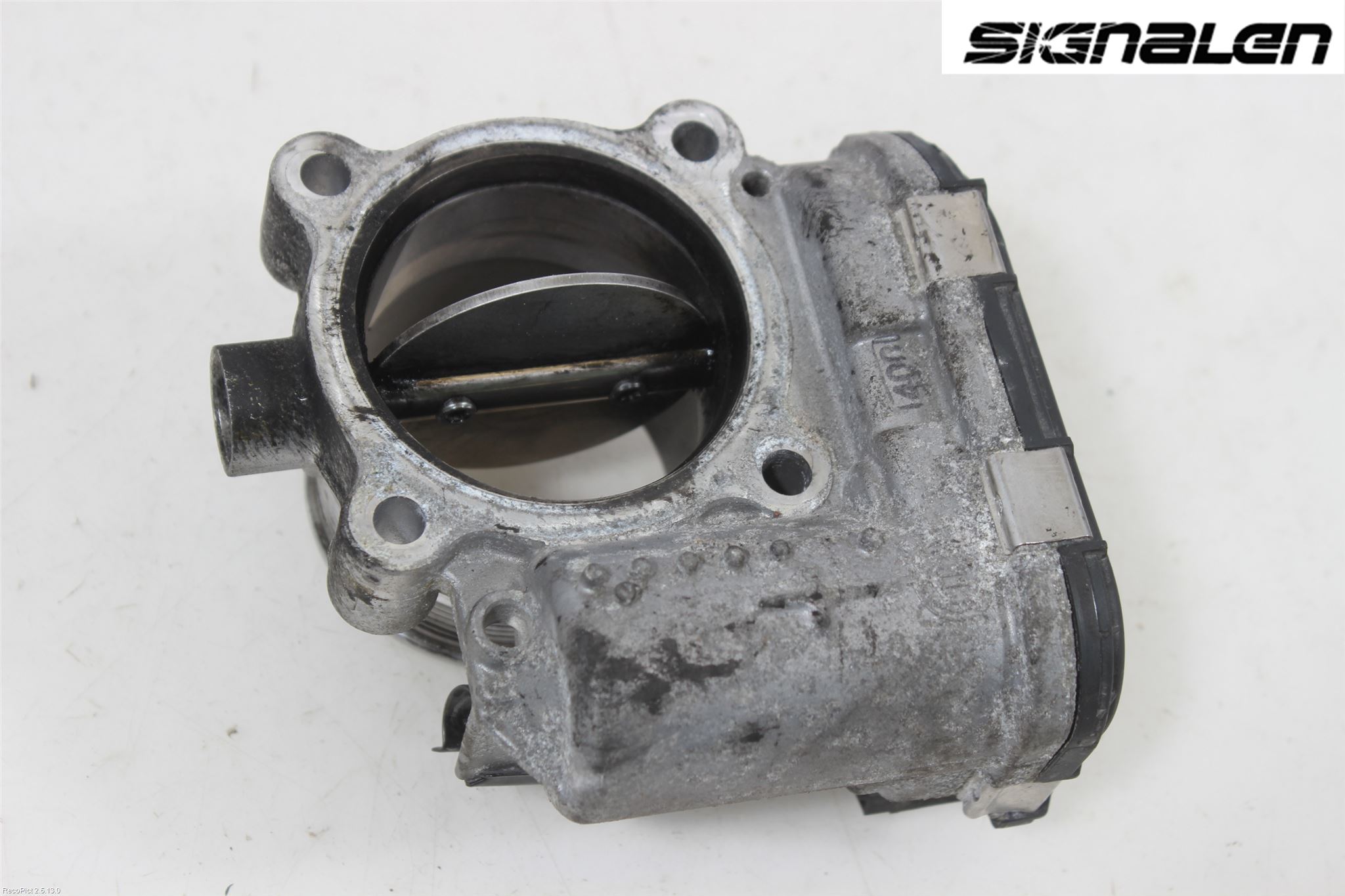 Volvo XC60 14-17 Injspjällhus