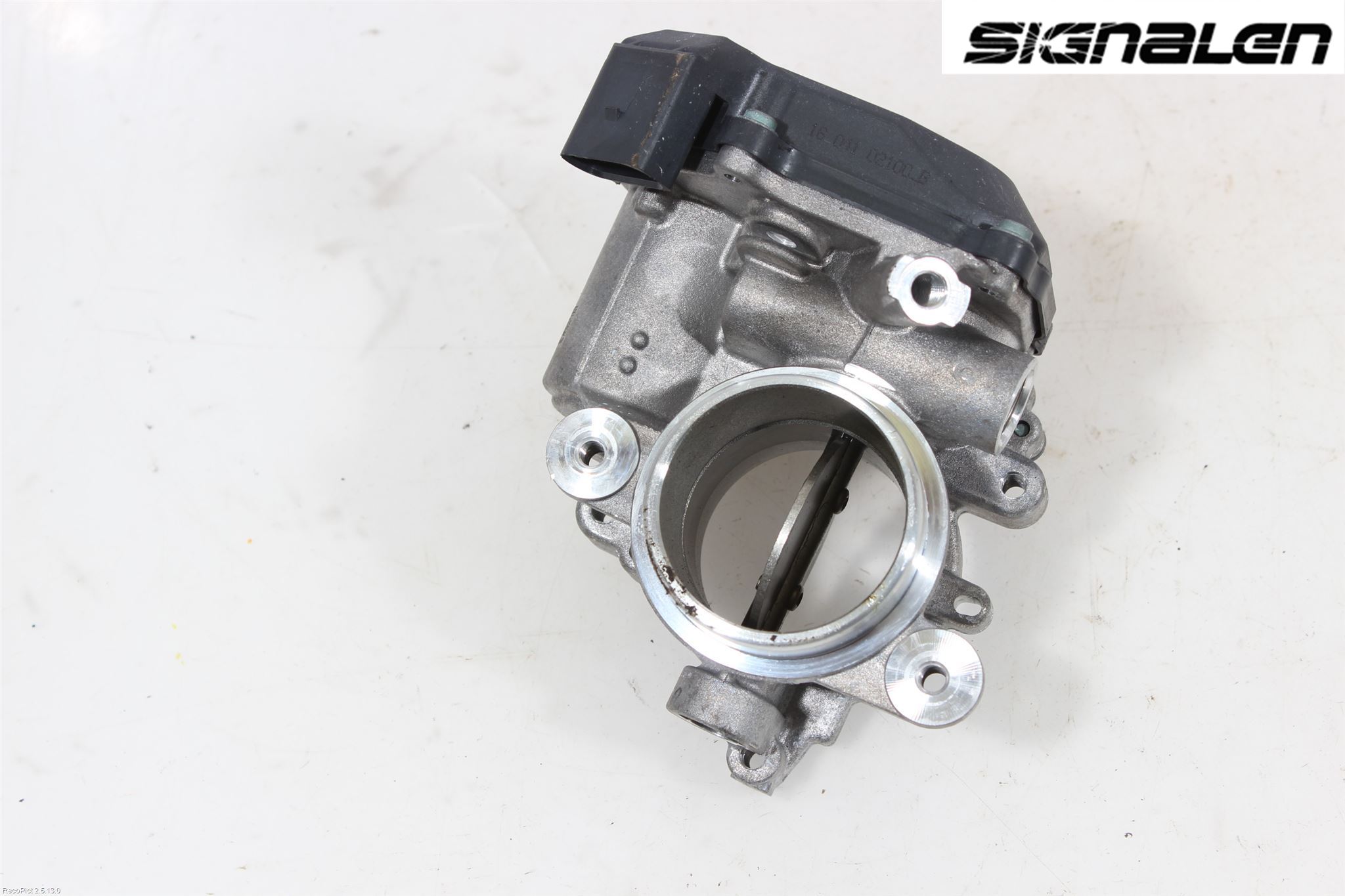 Audi A4/S4 B9 16-19 Injspjällhus