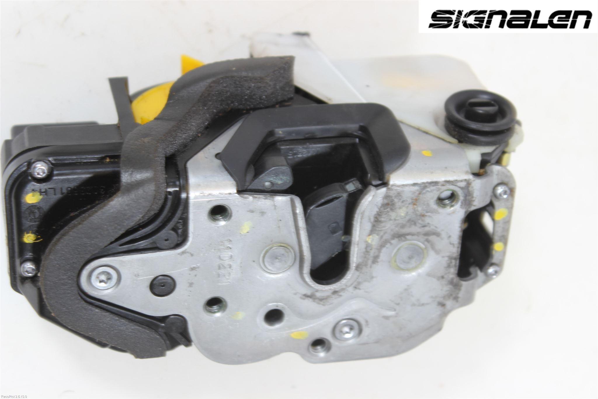 Opel ASTRA J 10-15 Låskista-Dörrlås