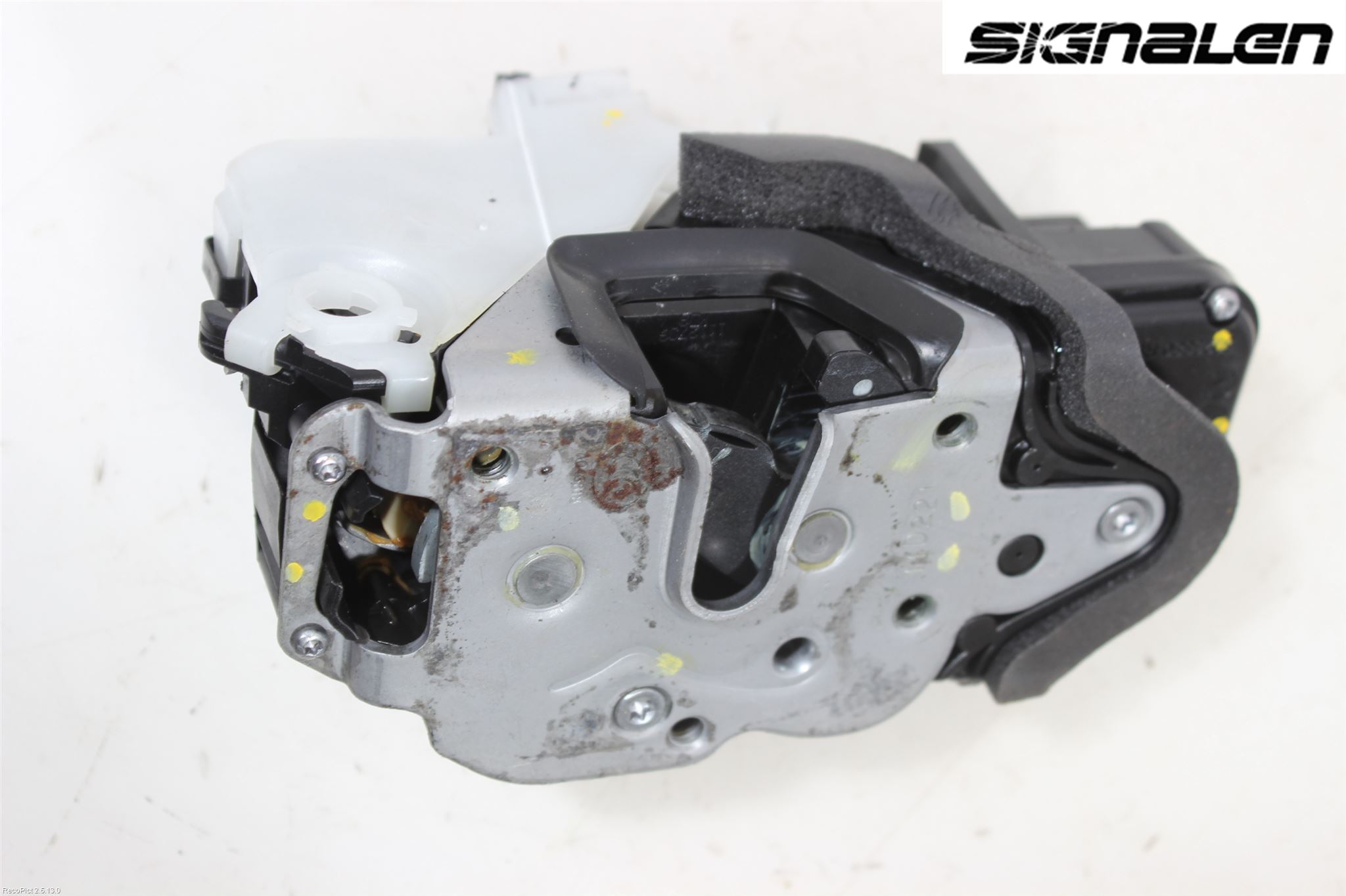 Opel ASTRA J 10-15 Låskista-Dörrlås