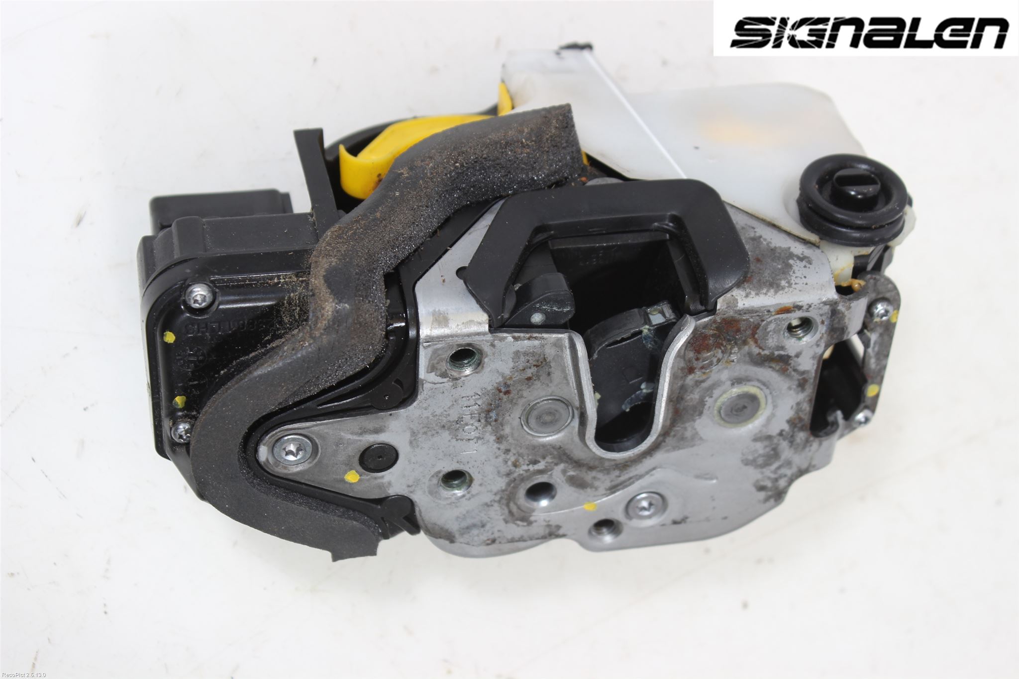 Opel ASTRA J 10-15 Låskista-Dörrlås