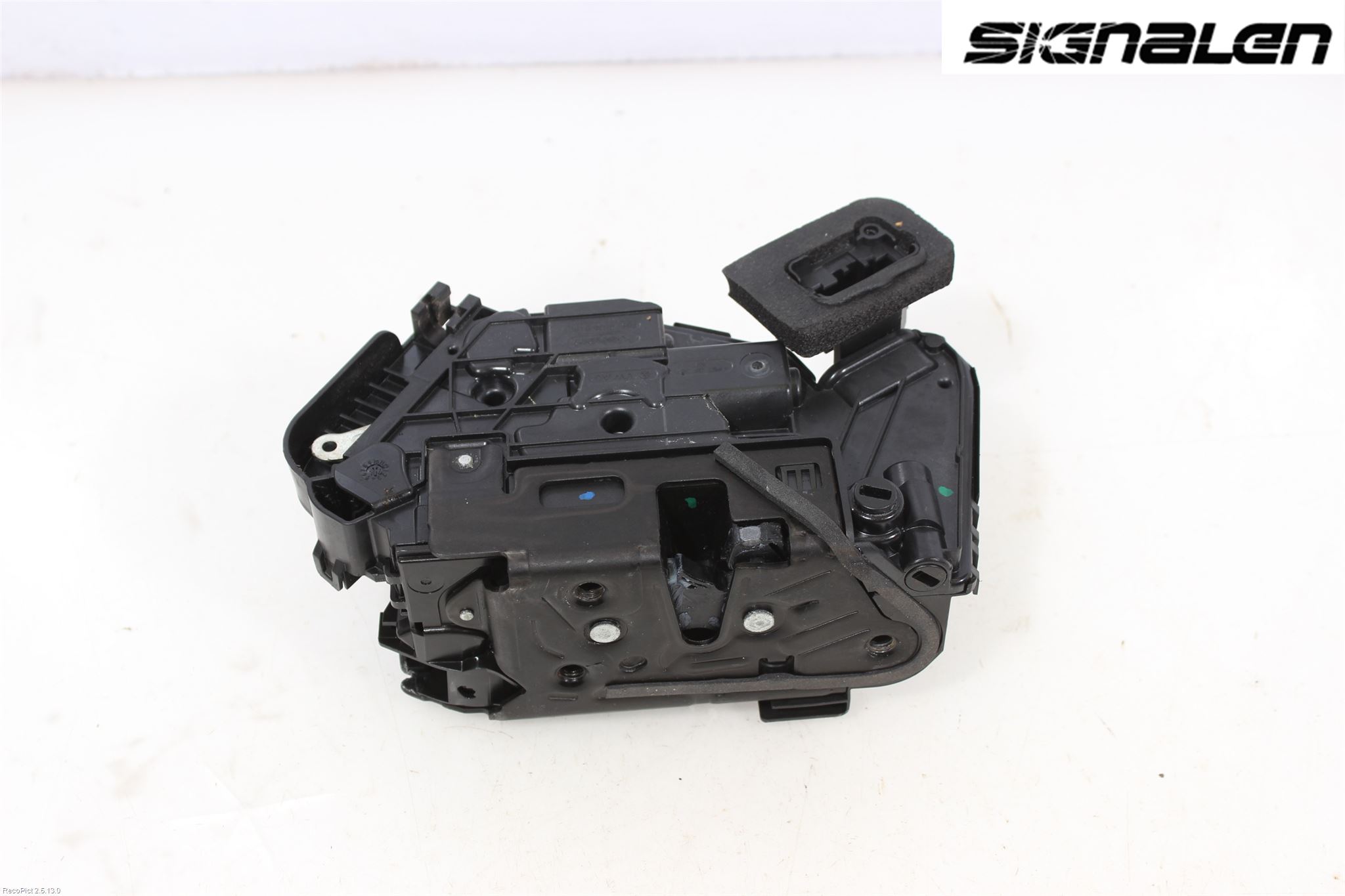 Skoda SUPERB 16-24 Låskista-Dörrlås