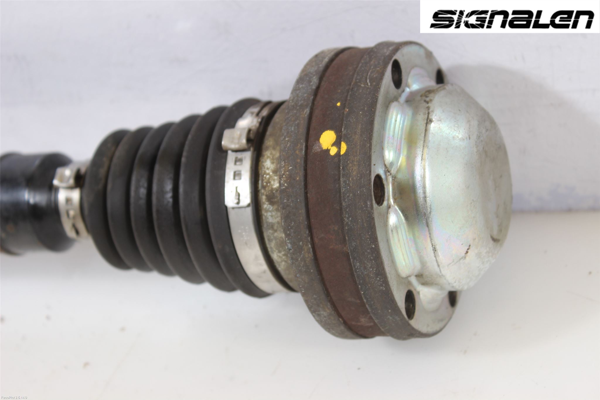Volkswagen VW CADDY      04-10 Drivaxel Fram Höger