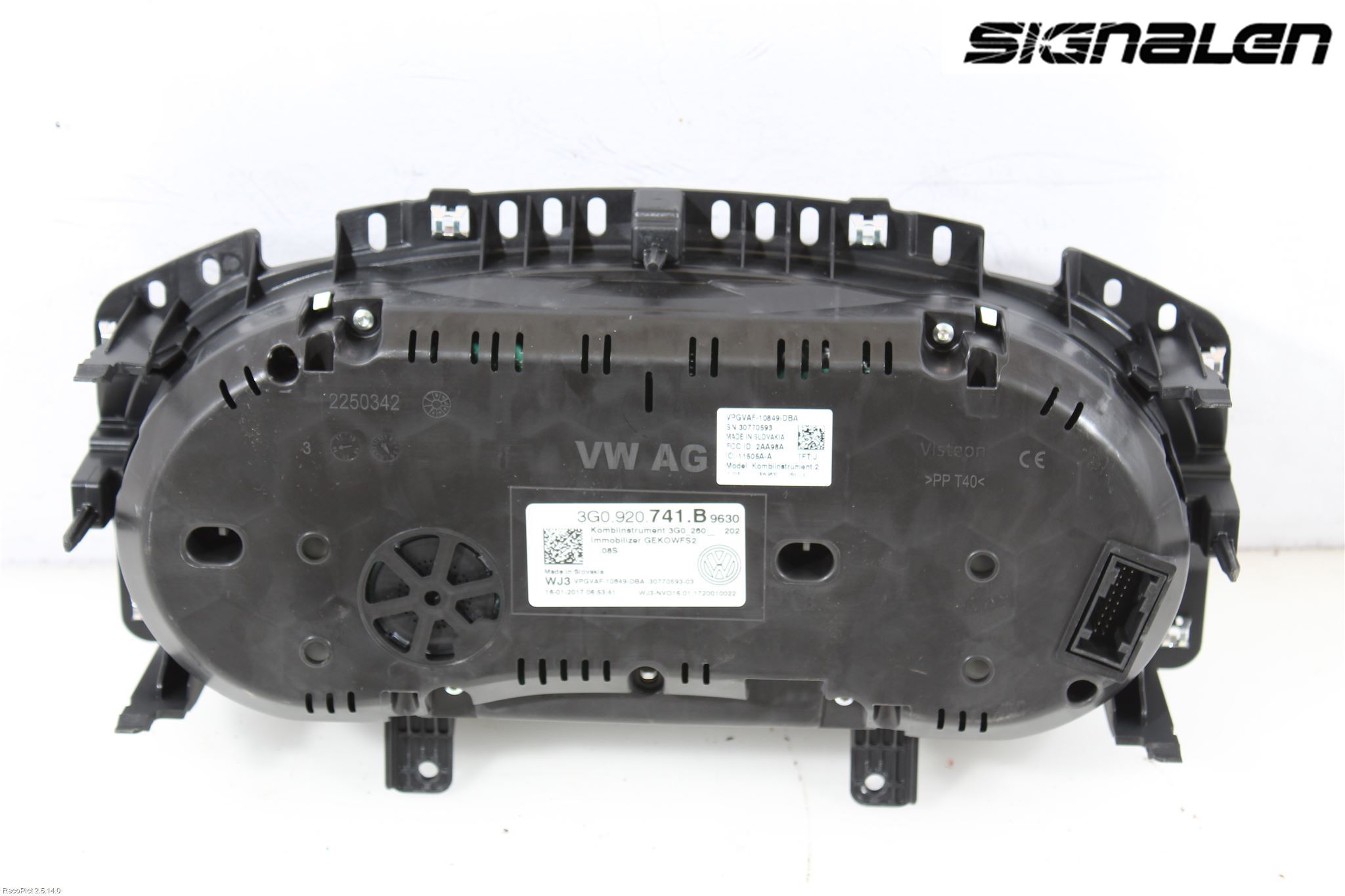 Volkswagen VW PASSAT 15-19 Instrument Komb