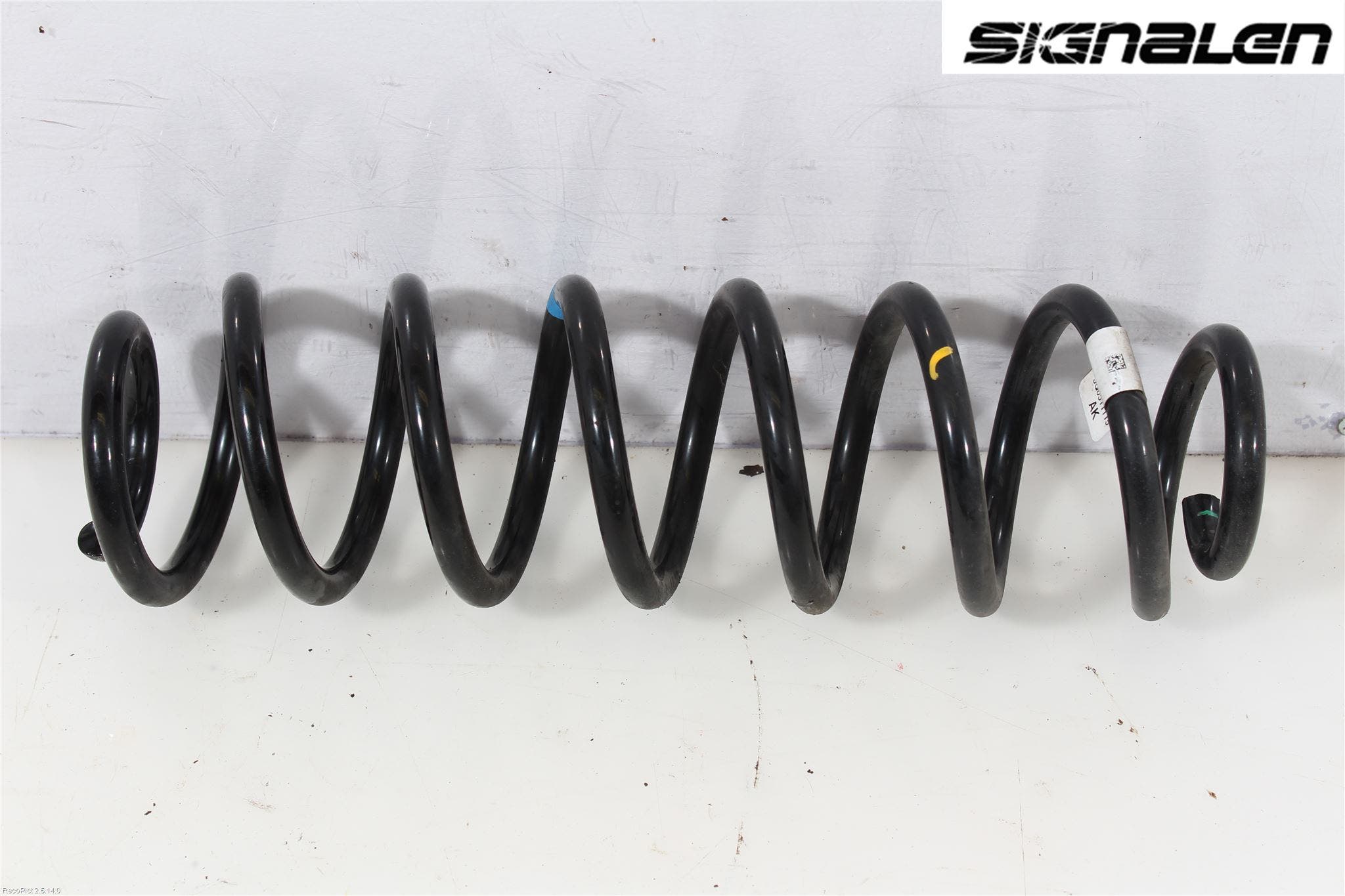 Volkswagen VW PASSAT 15-19 Fjäder Bak