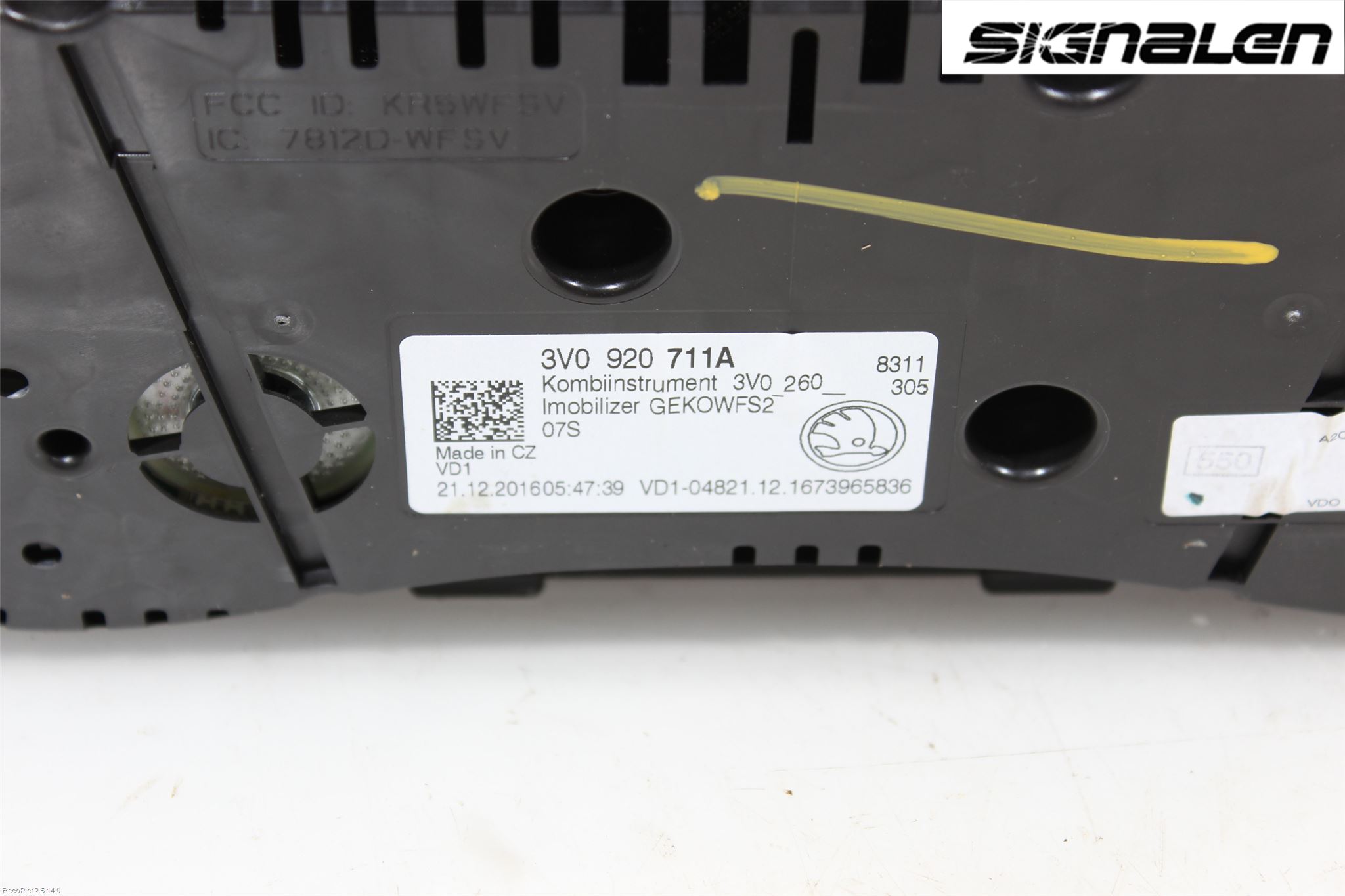 Skoda SUPERB 16-24 Instrument Komb