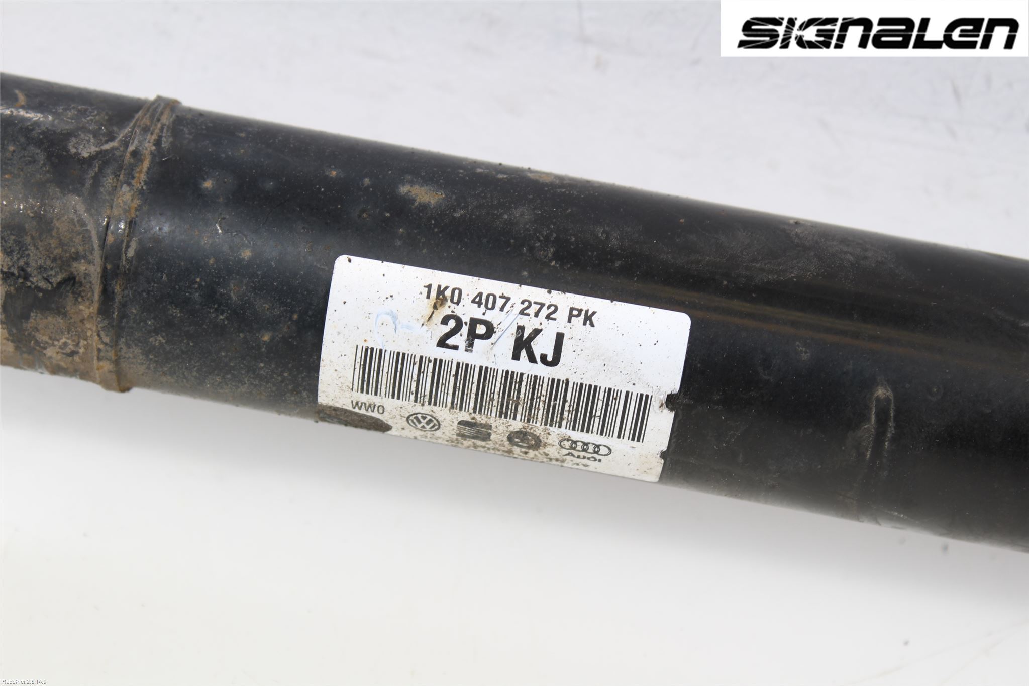 Volkswagen VW PASSAT 05-11 Drivaxel Fram Höger