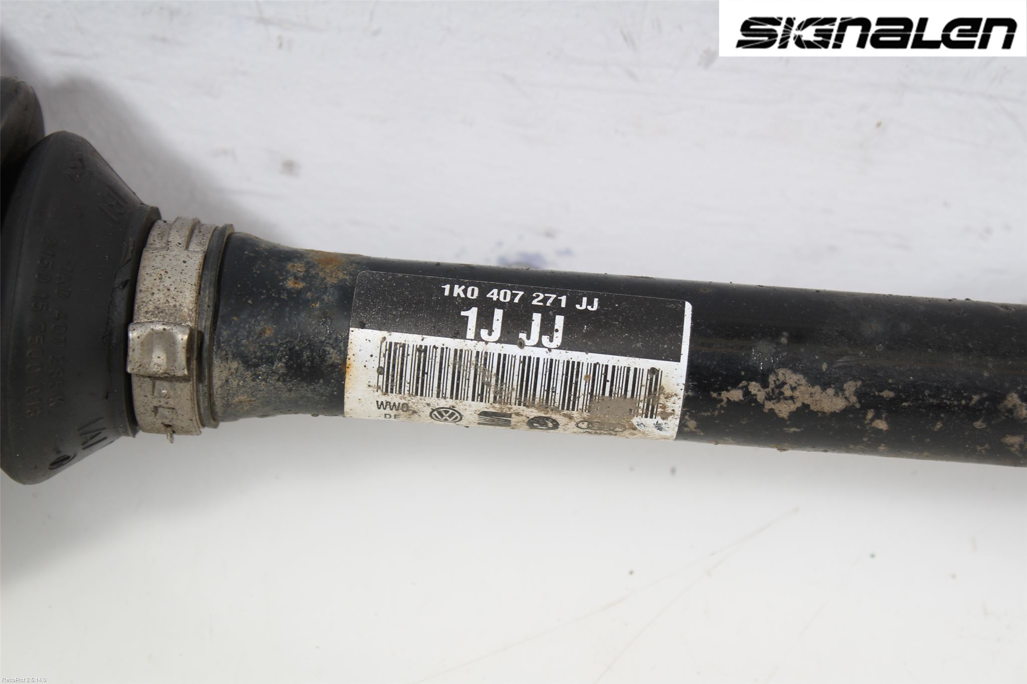 Volkswagen VW PASSAT 05-11 Drivaxel Fram Vänster