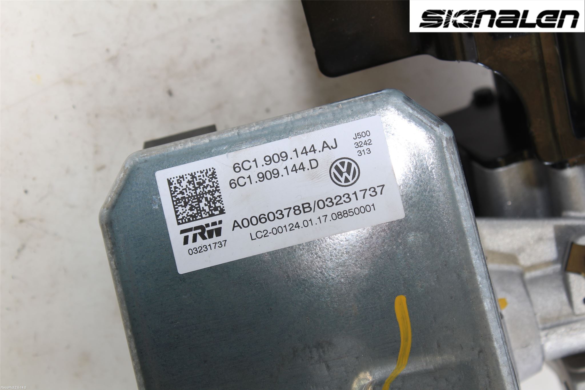 Skoda FABIA 07-14 Rattaxelagg Med Inb Servo