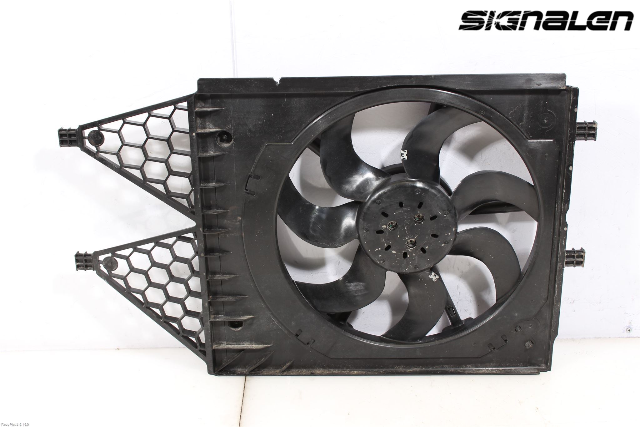 Audi A1/S1 11-18 Kylfläkt El