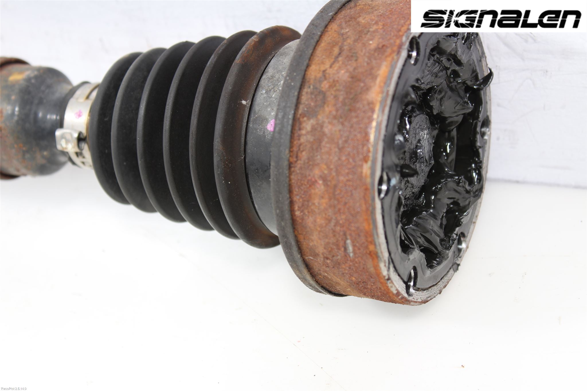 Volkswagen VW JETTA V 06-10 Drivaxel Fram Höger