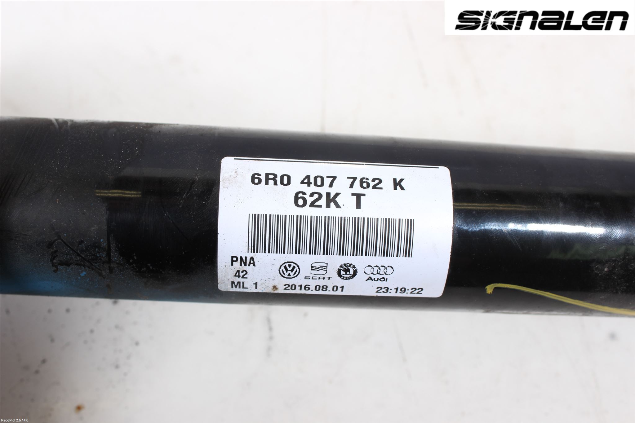 Volkswagen VW POLO 10-17 Drivaxel Fram Höger
