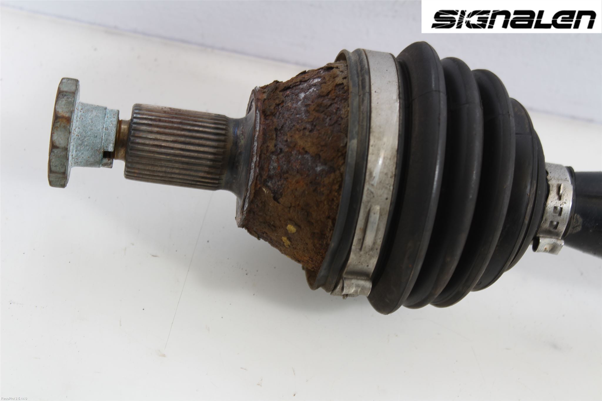 Seat IBIZA IV 08-16 Drivaxel Fram Höger