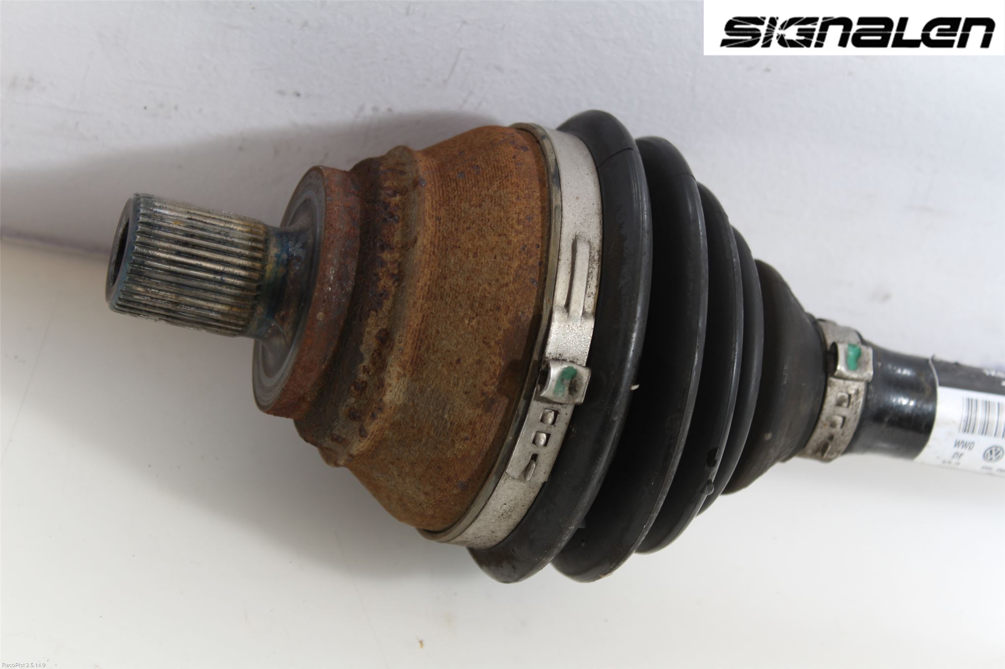 Volkswagen VW TOURAN 10-15 Drivaxel Fram Vänster