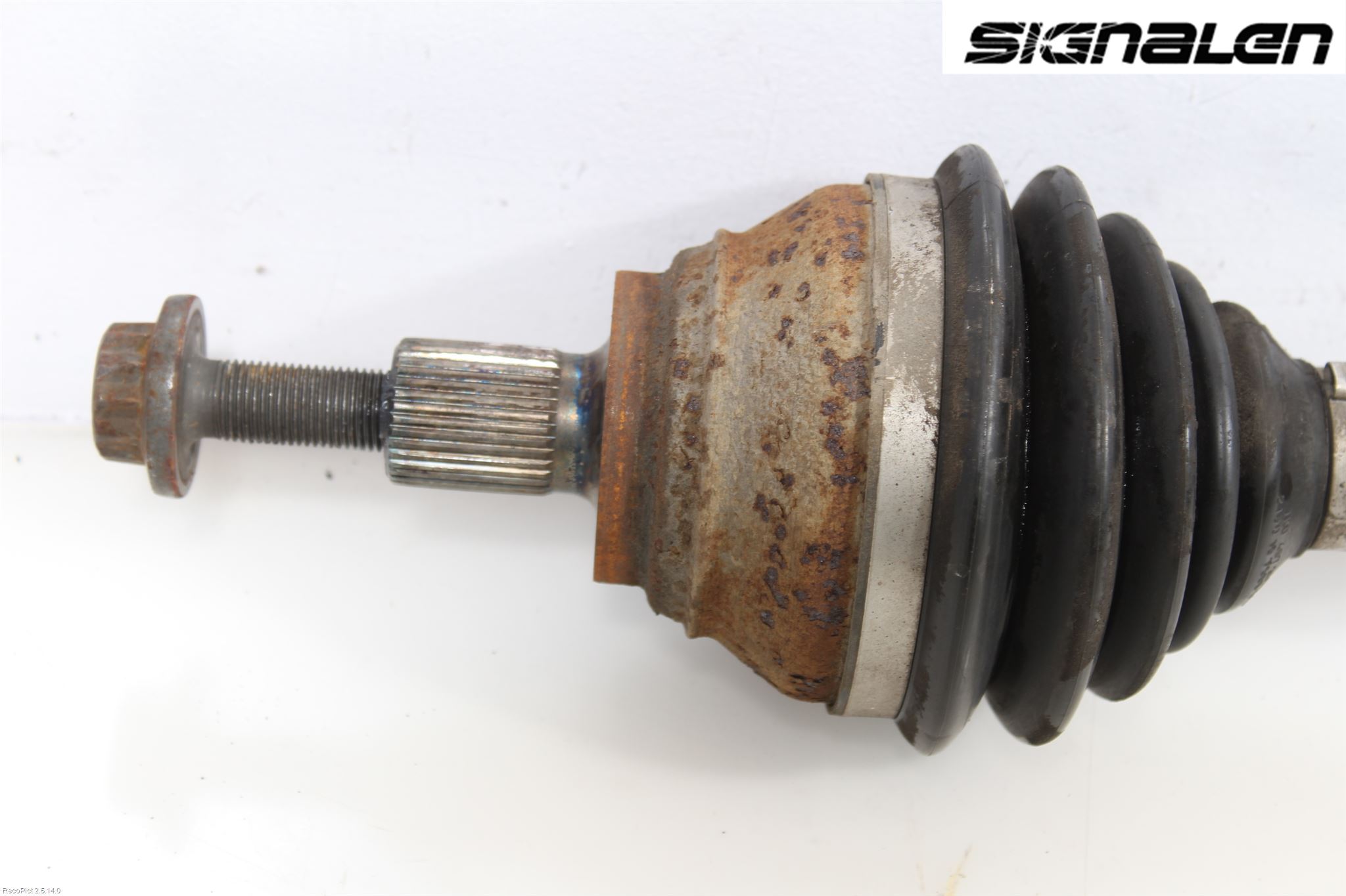 Volkswagen VW TOURAN 10-15 Drivaxel Fram Höger