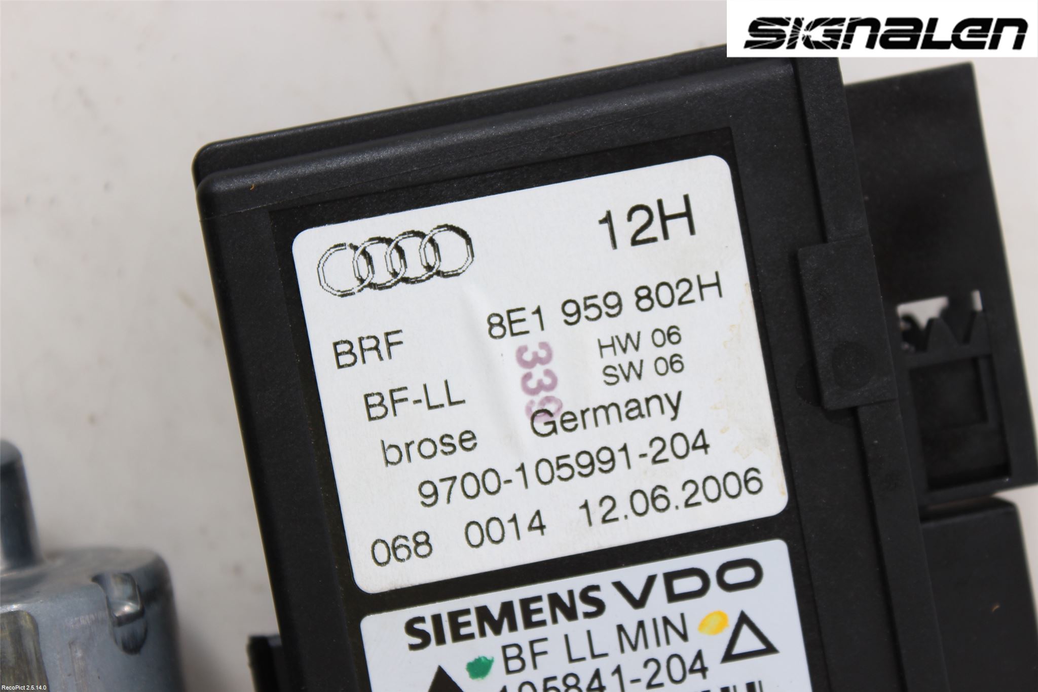 Audi A4/S4 05-07 Fönsterhissmotor