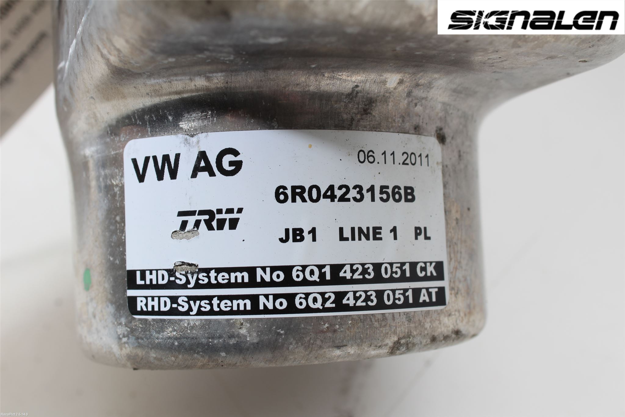 Skoda PRAKTIK Styrservo Pump Elektrisk