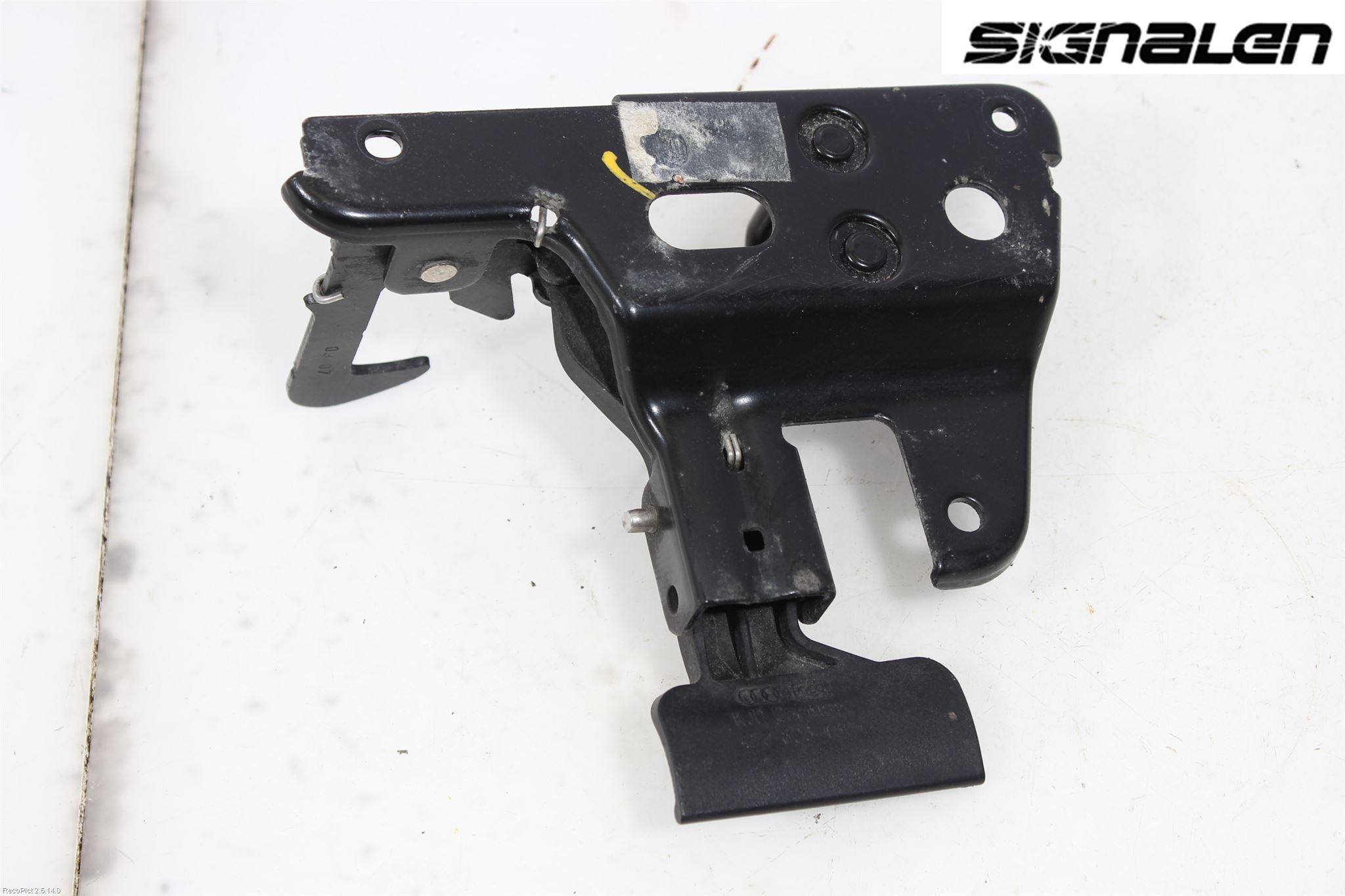 Audi A6/S6     05-11 Huvlås