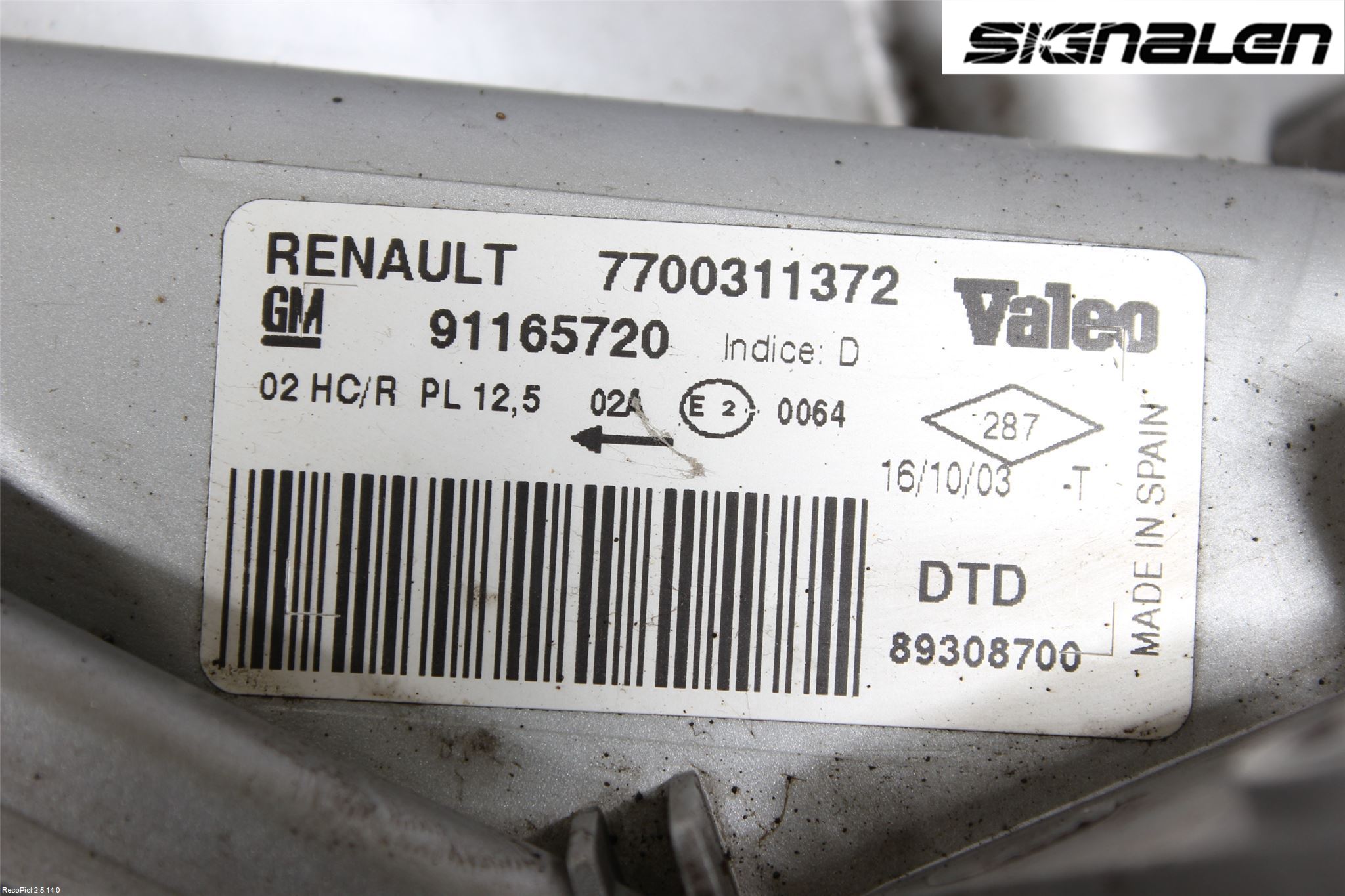 Renault TRAFIC   02-14 Strålkastare Höger