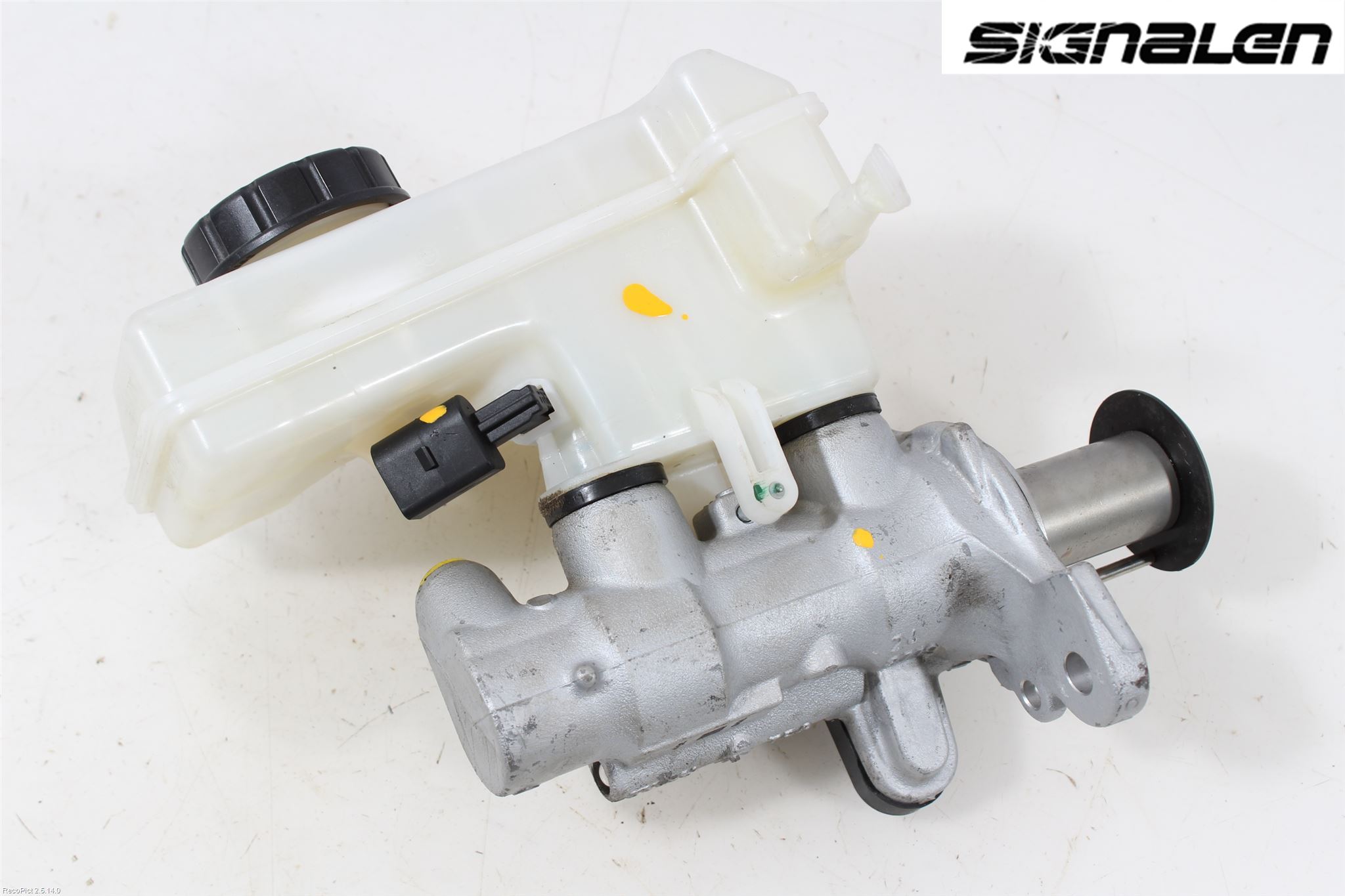 Volkswagen VW PASSAT 15-19 Broms Huvudcylinder