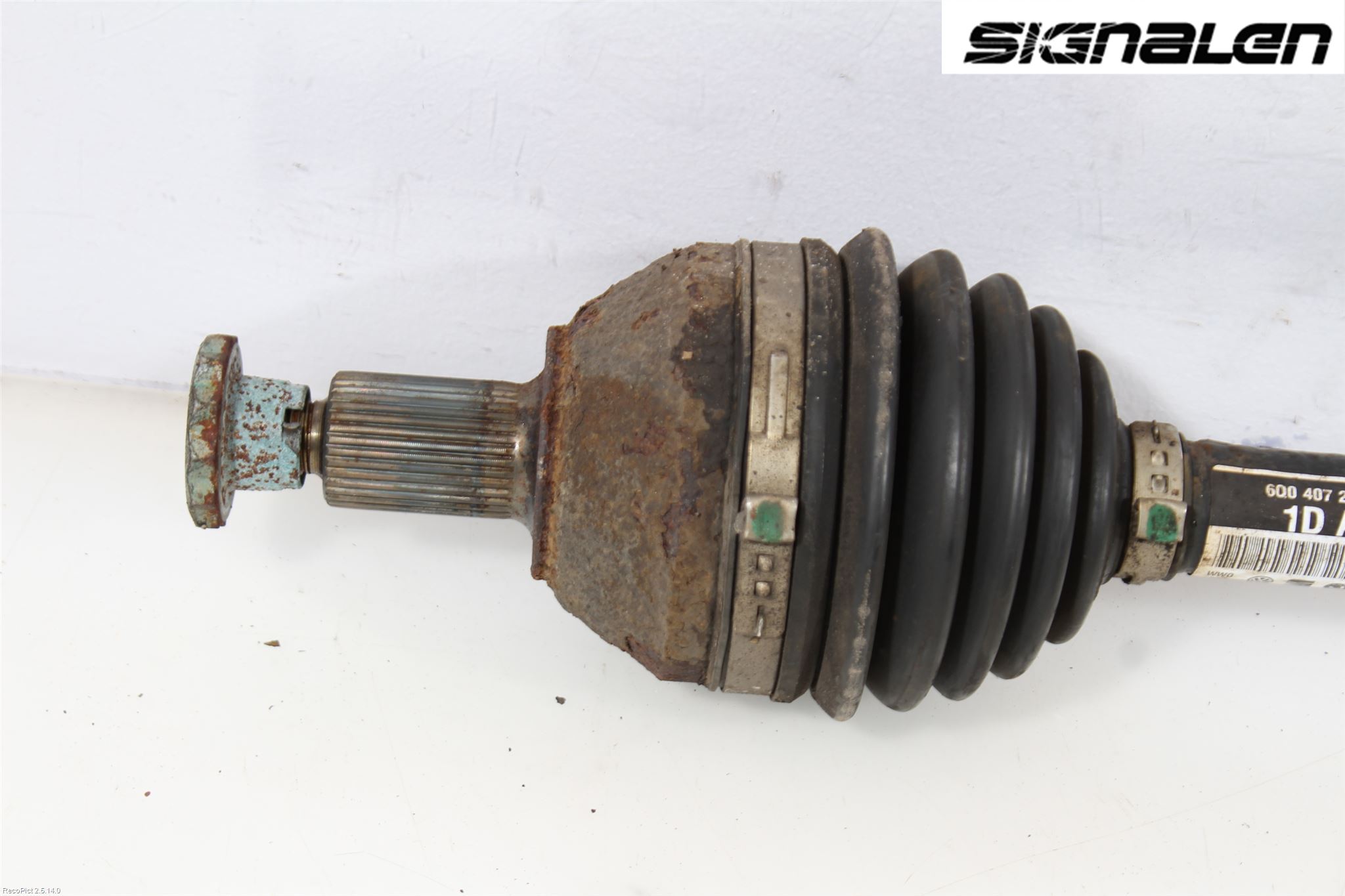 Skoda FABIA 07-14 Drivaxel Fram Vänster