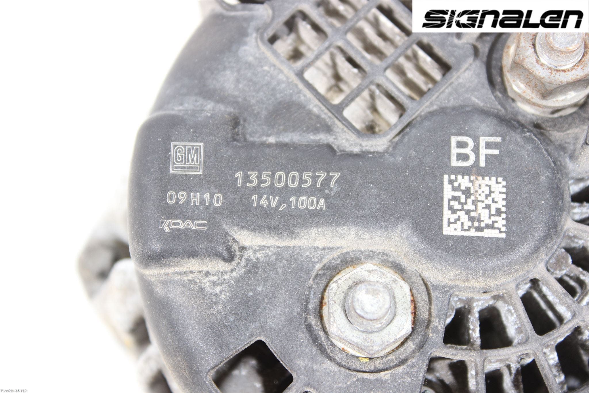 Opel INSIGNIA 09-16 Generator