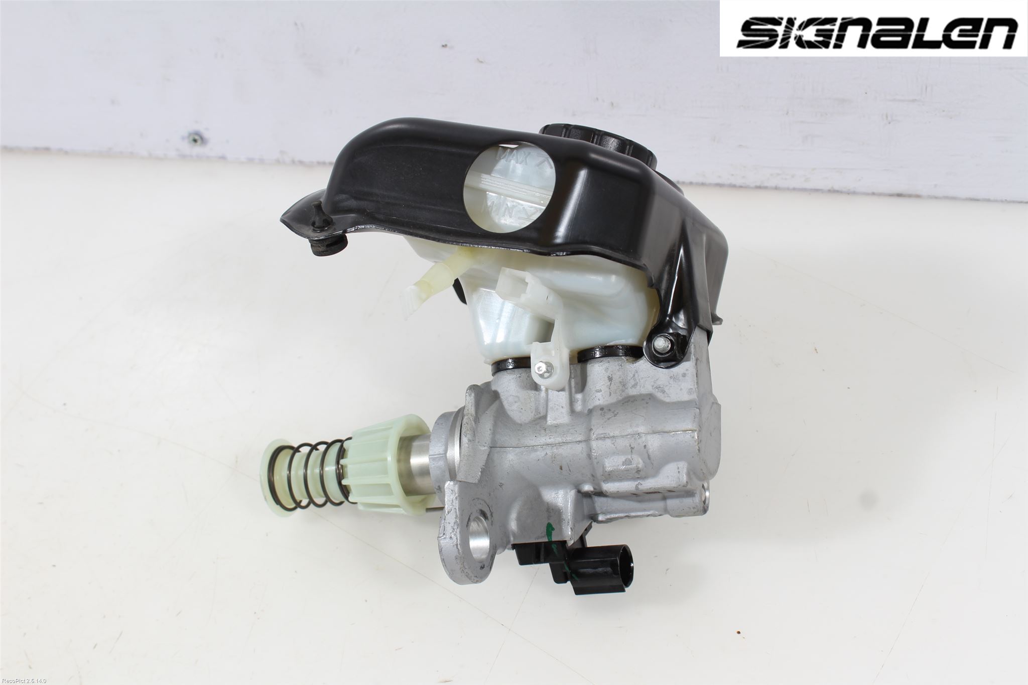 Audi A4/S4 B9 16-19 Broms Huvudcylinder